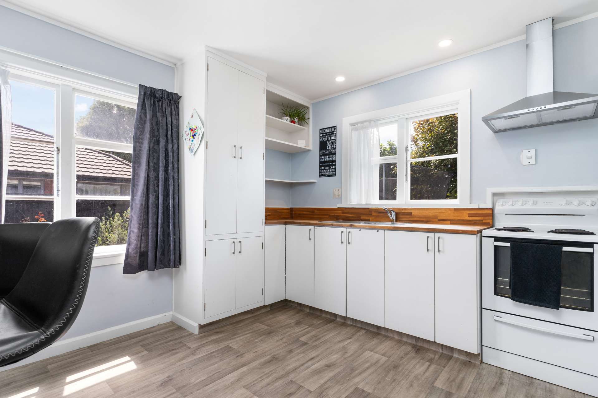 12 Goldsmith Place photo 8
