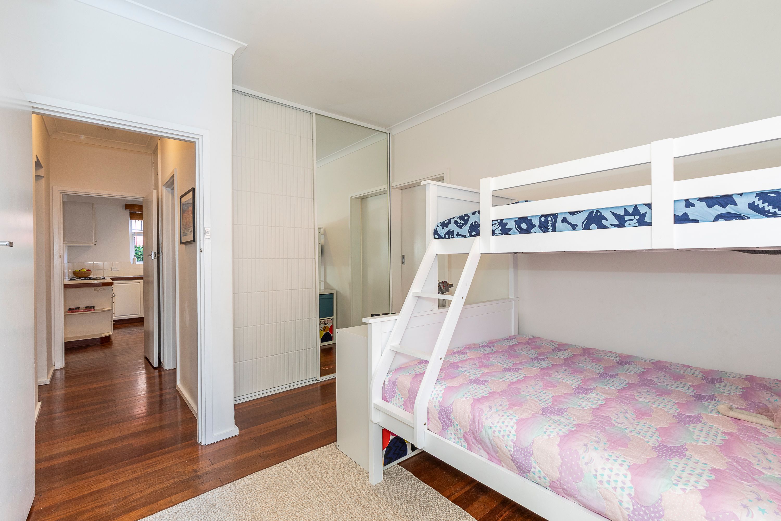 84 Shakespeare Street — photo 14 of 23