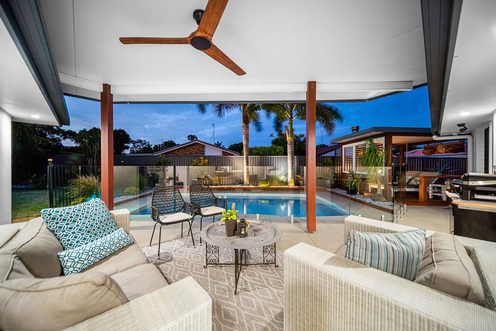 11 Richmond Place, Minyama QLD 4575