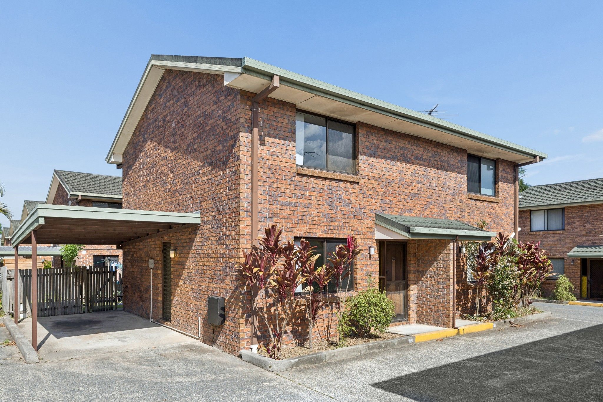 28/111 Kingston Road — photo from Ray White Marsden