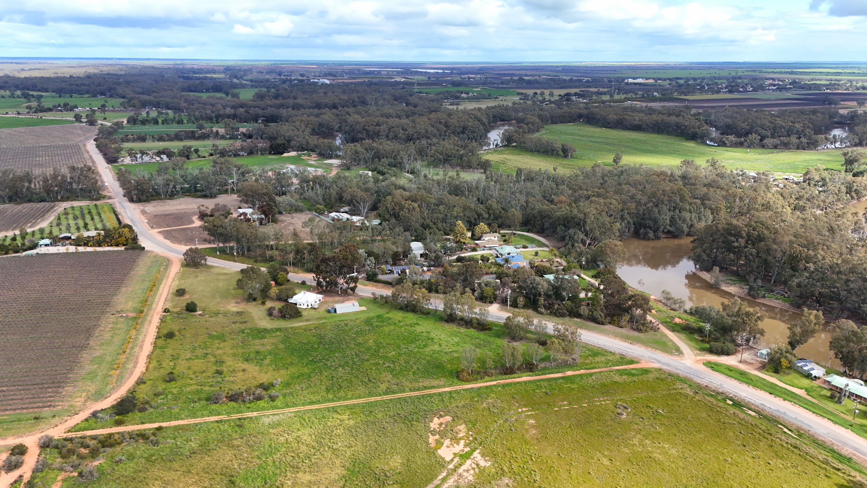 & Lot 7 Koraleigh Road — photo 11 of 14