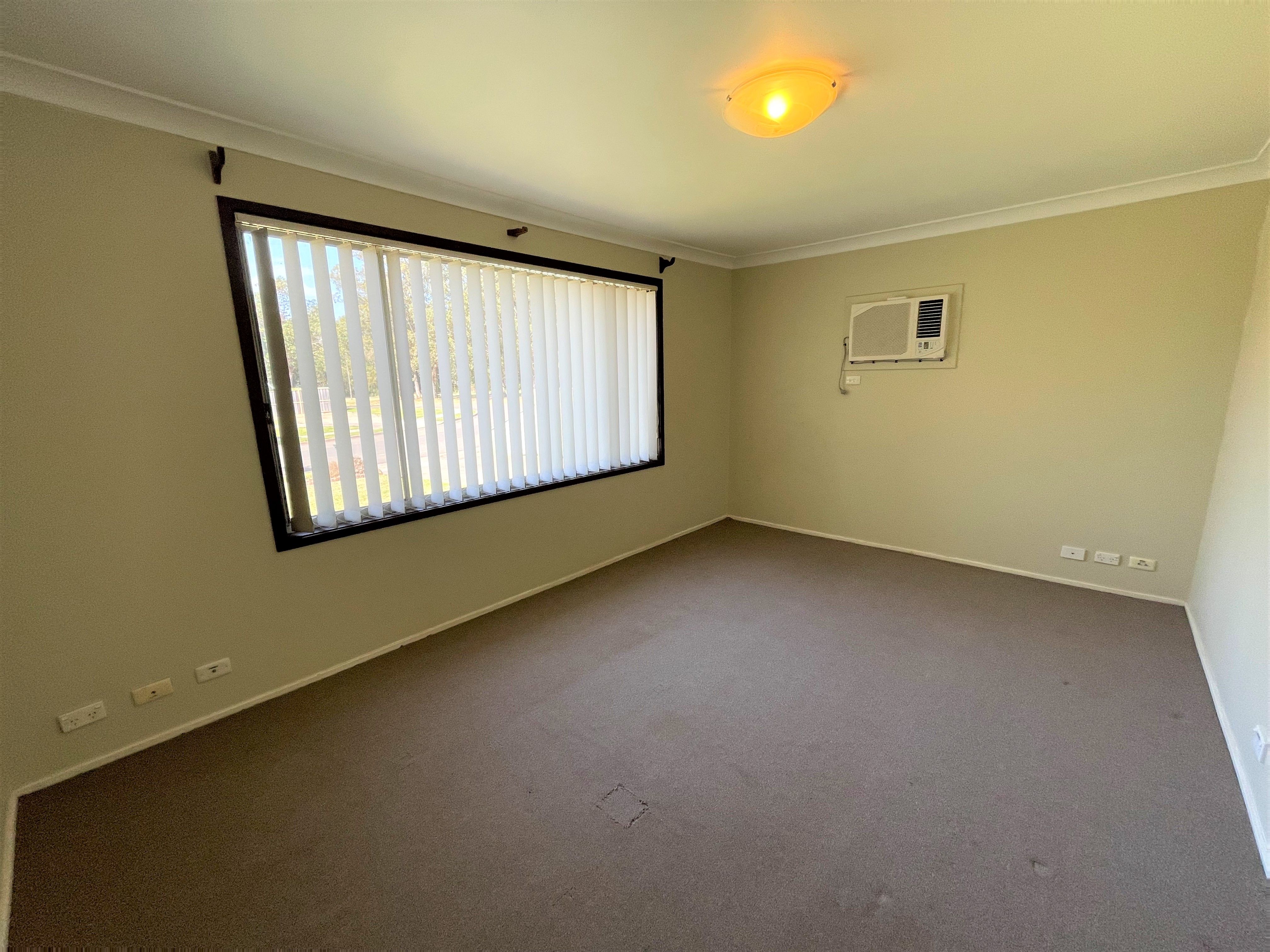 3 Comberford Close, Prairiewood, NSW 2176