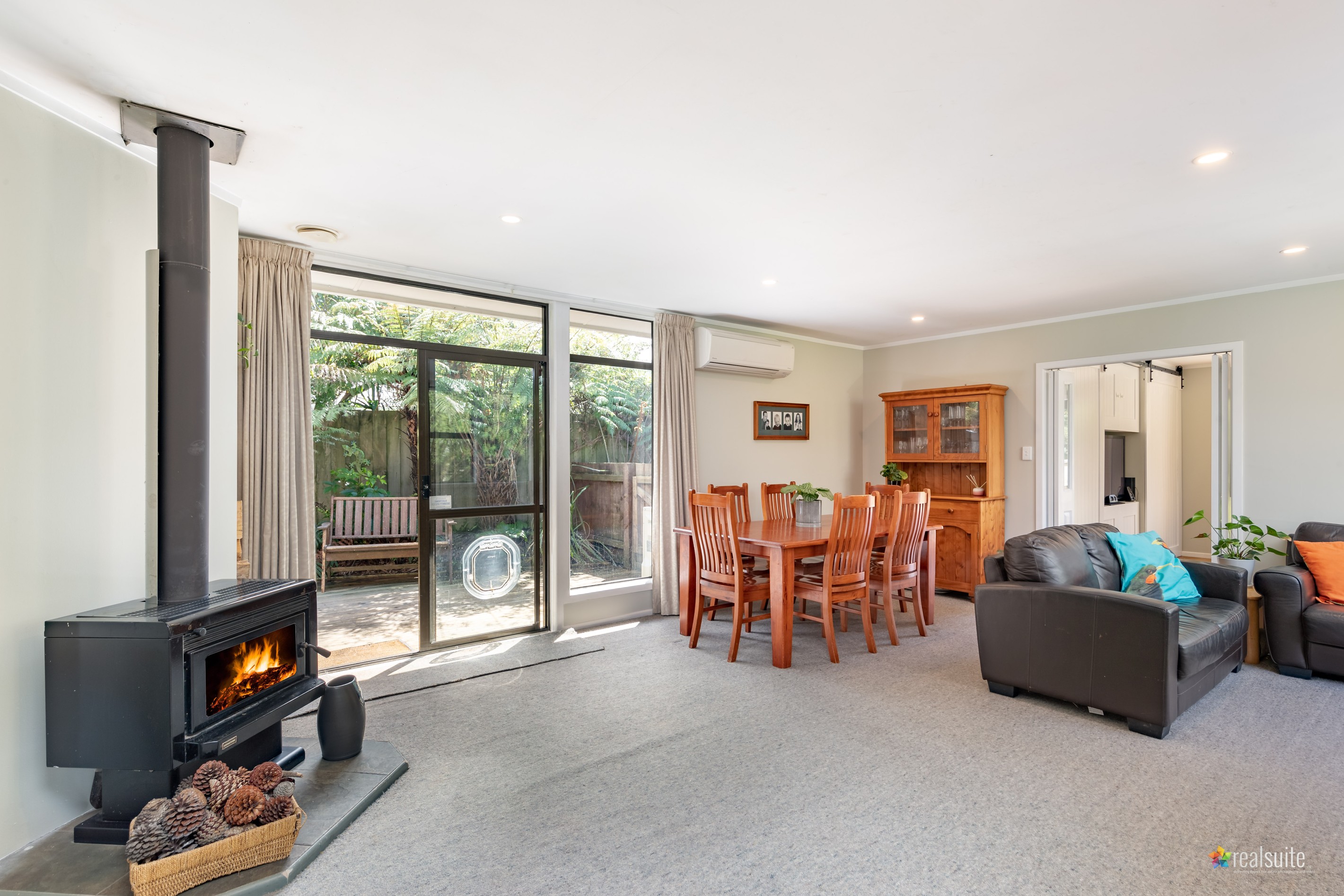 2 Avian Road, Blue Mountains, Upper Hutt City