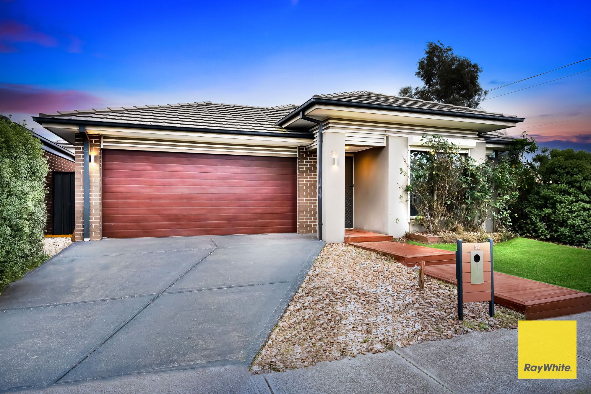 52 EVERHOLME Drive, Truganina, VIC 3029