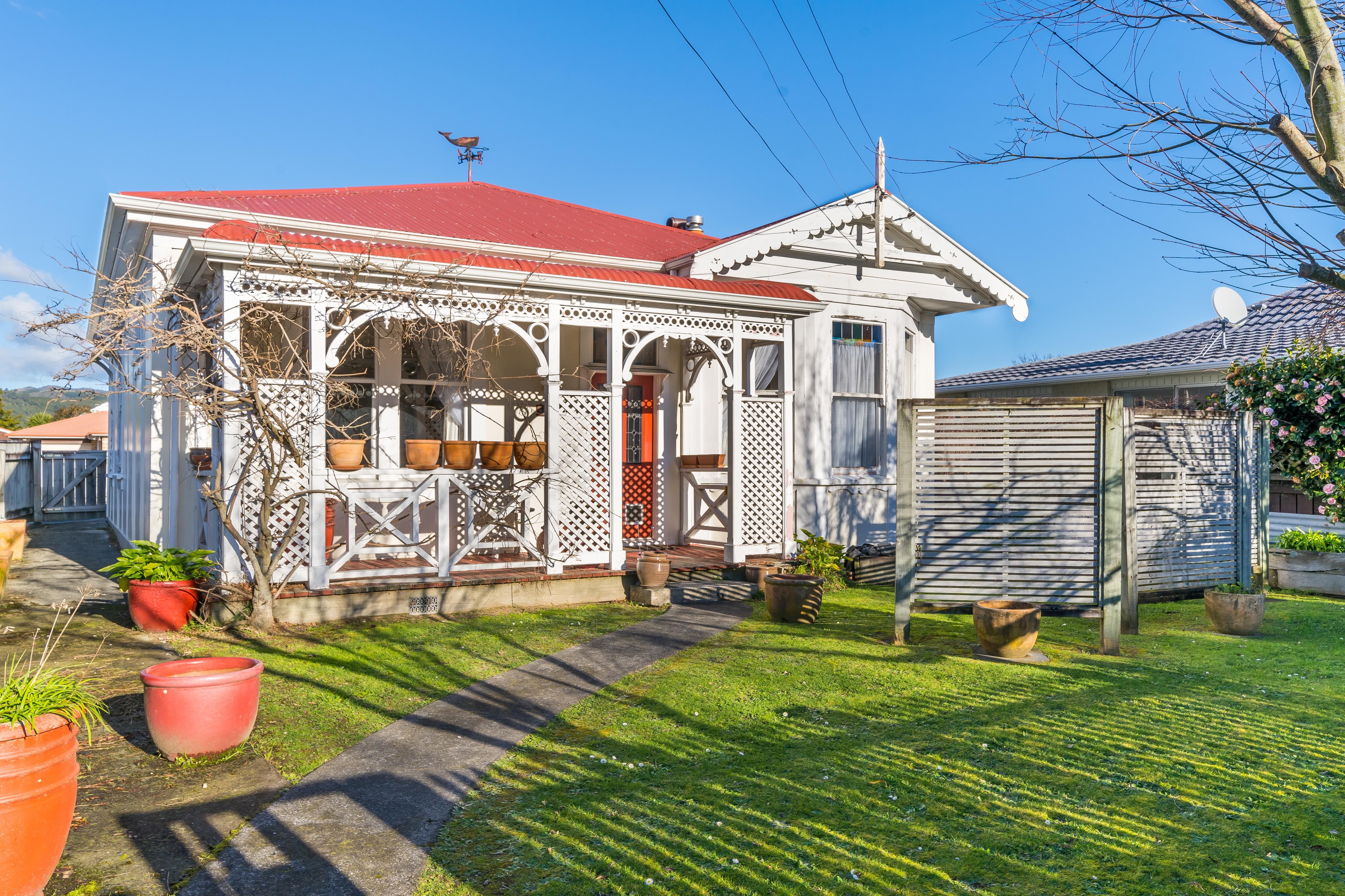 394 Fergusson Drive, Heretaunga, Upper Hutt City