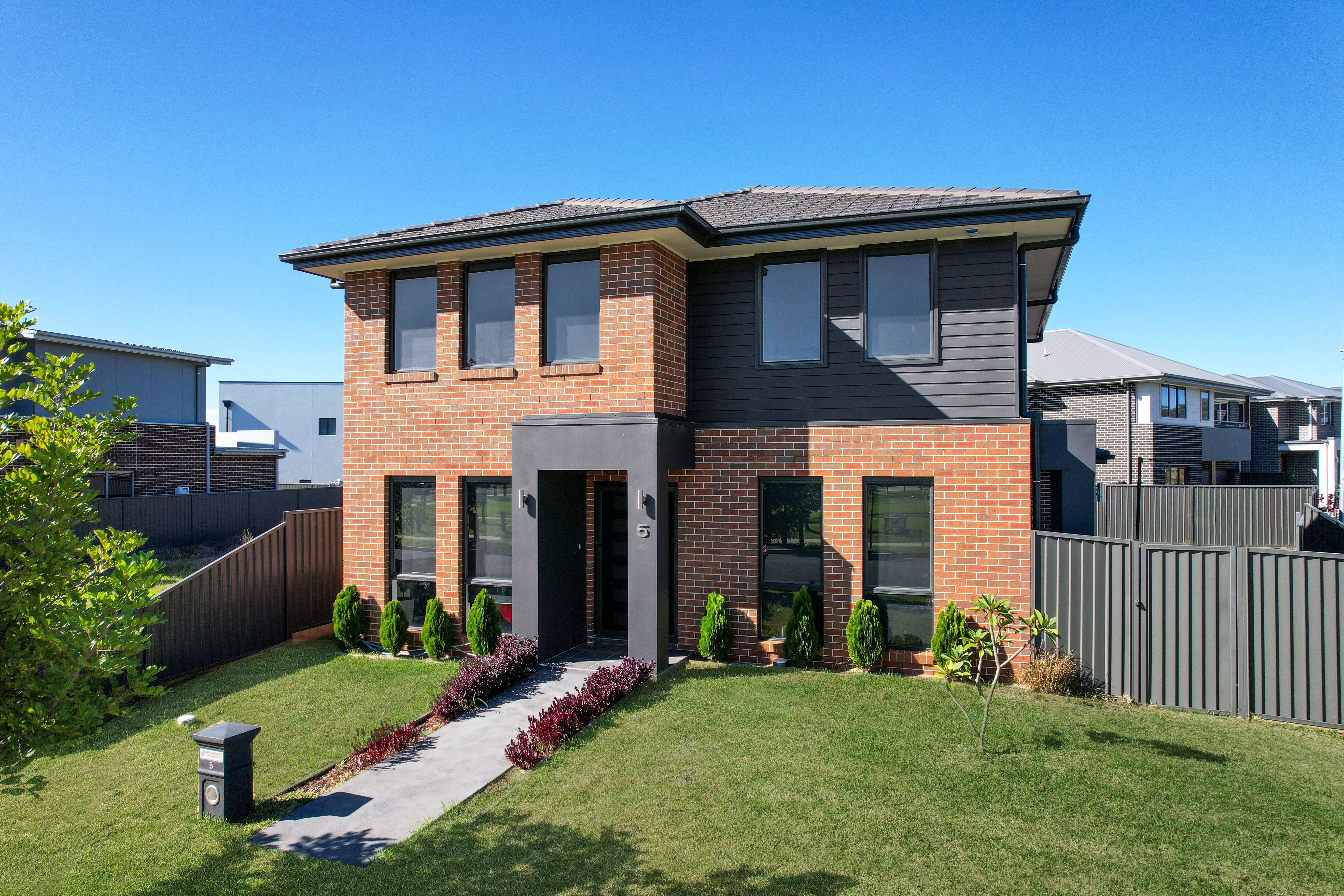 5 Needlebush Avenue, Denham Court, NSW 2565