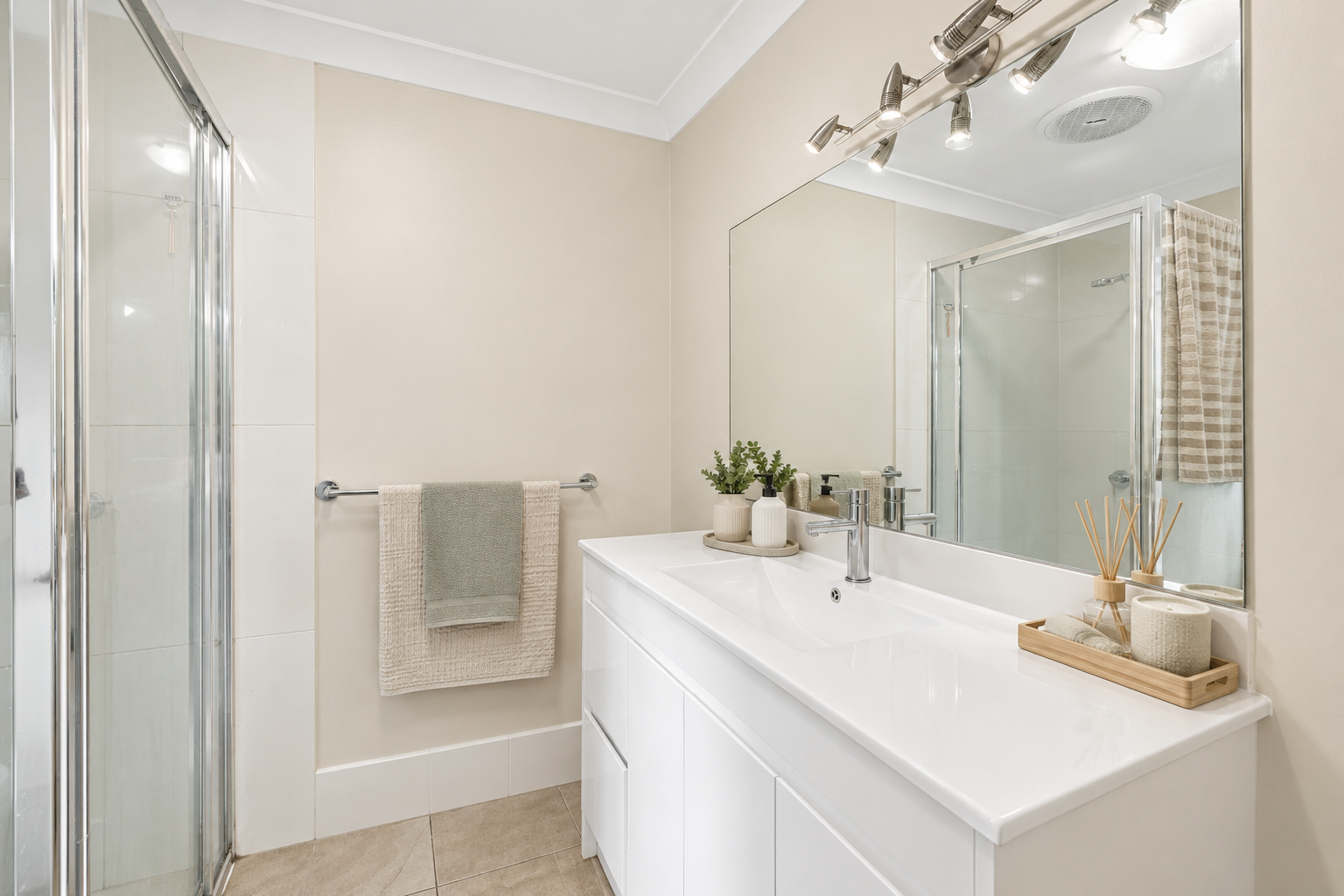 17 Kilburn Street — photo 12 of 29