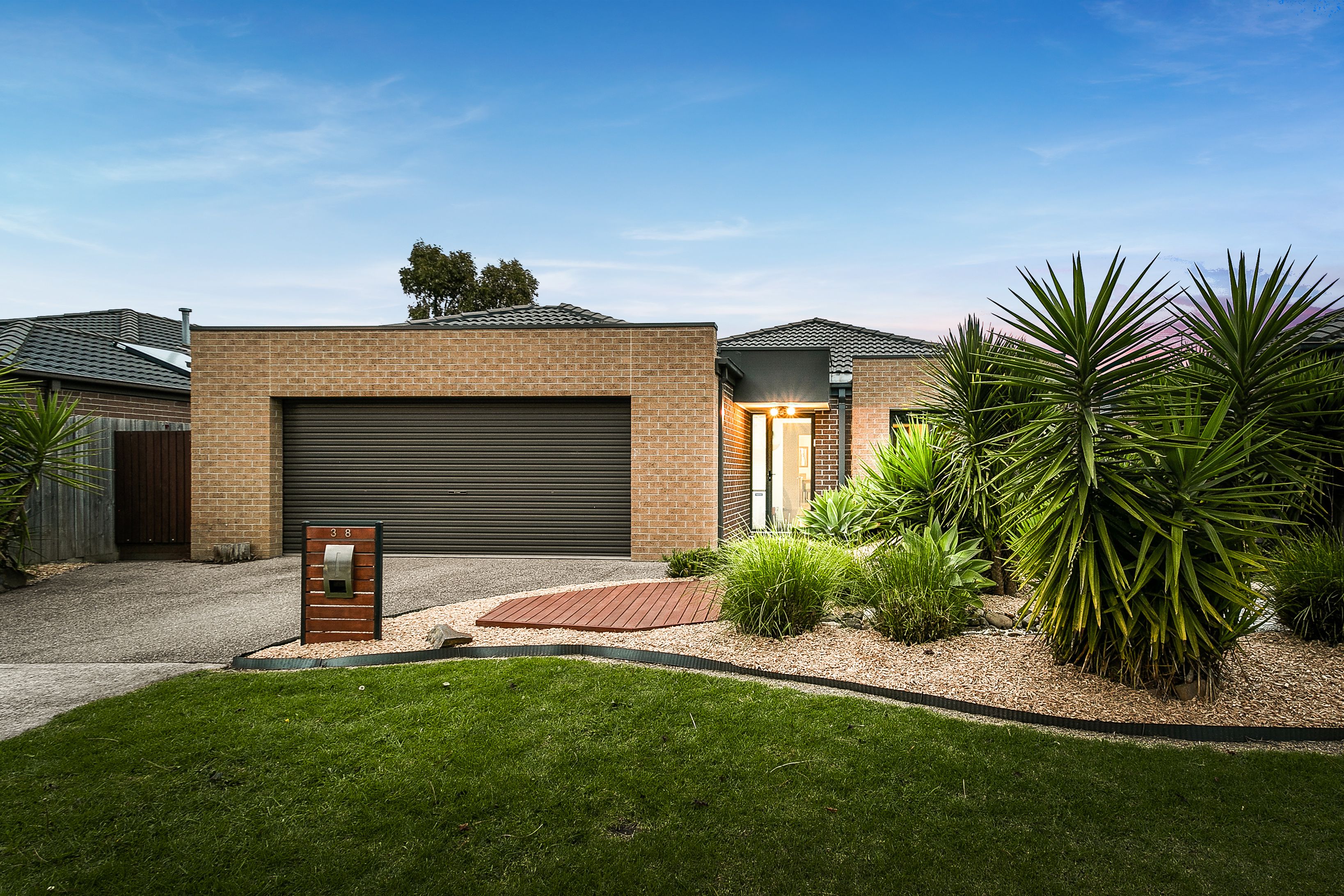 38 Melissa Way, Pakenham, VIC 3810
