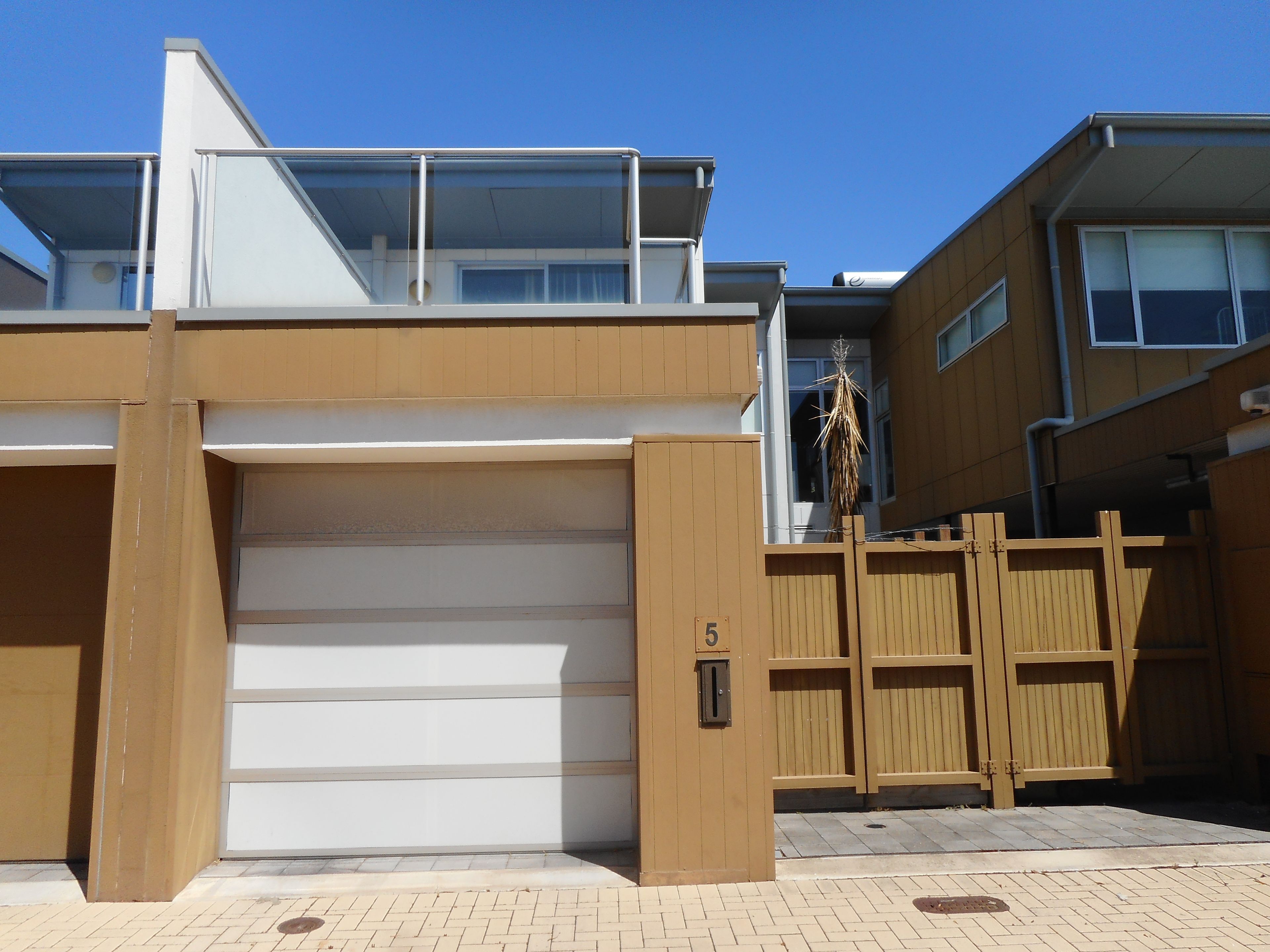 5 Kudlyo Close, New Port, SA 5015