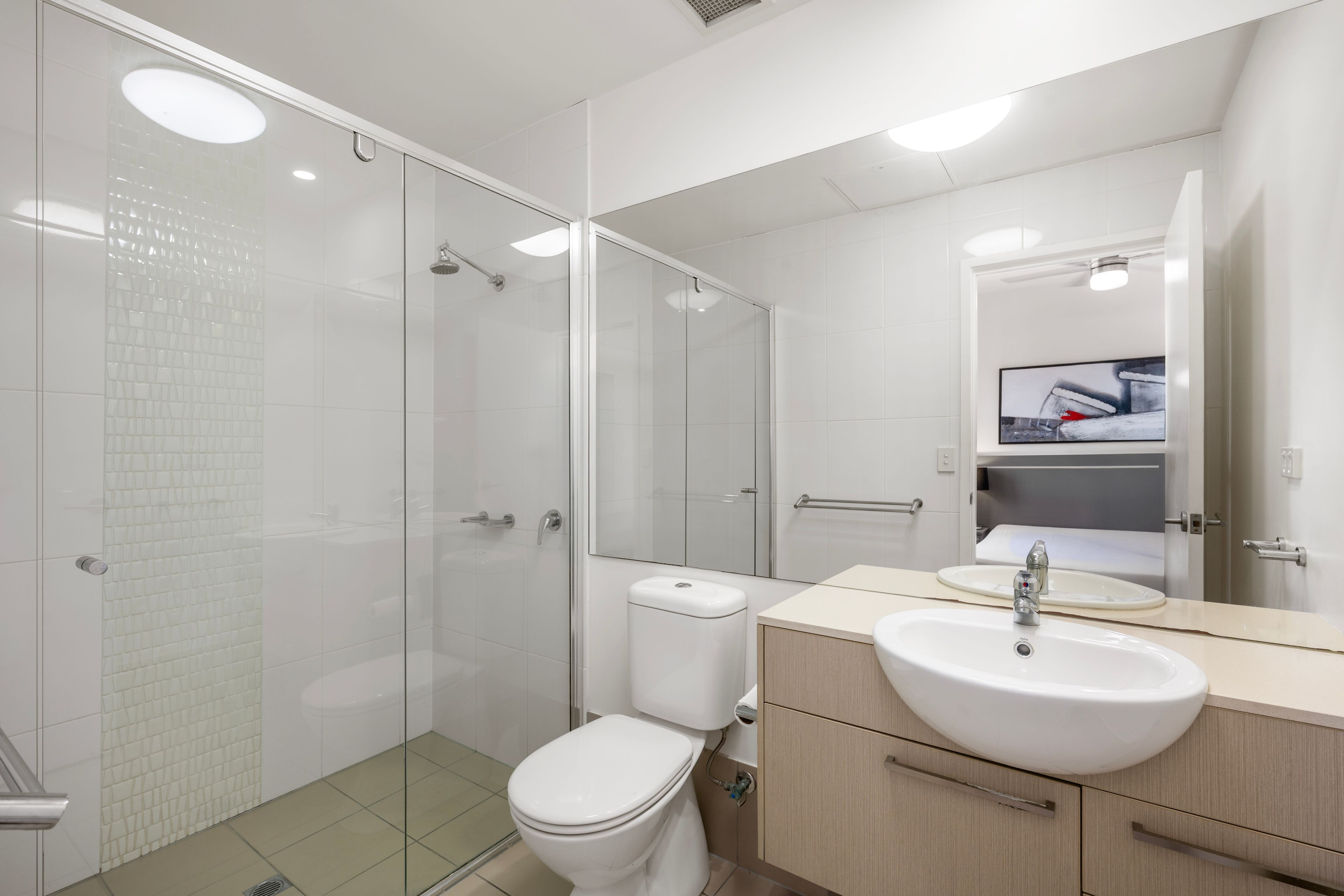 40/3 Kingsway Place — photo 16 of 17