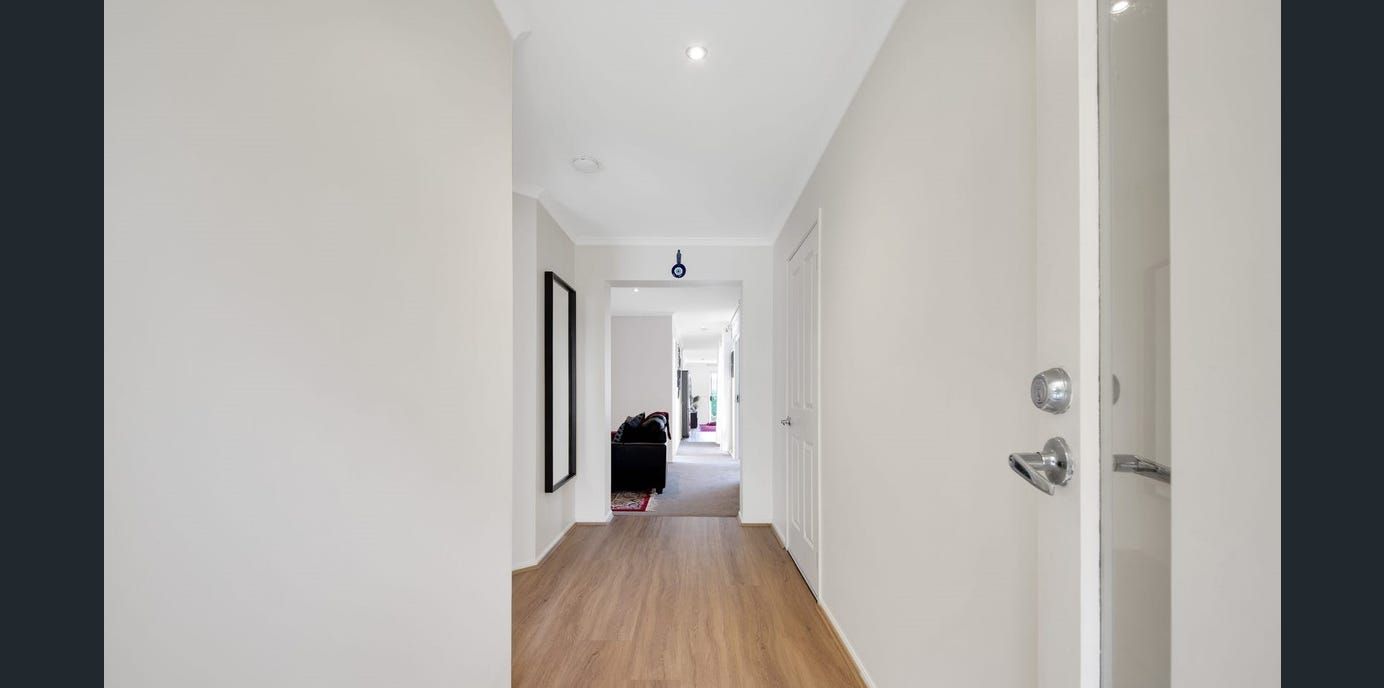 18 Stony Brook Way, Truganina, VIC 3029