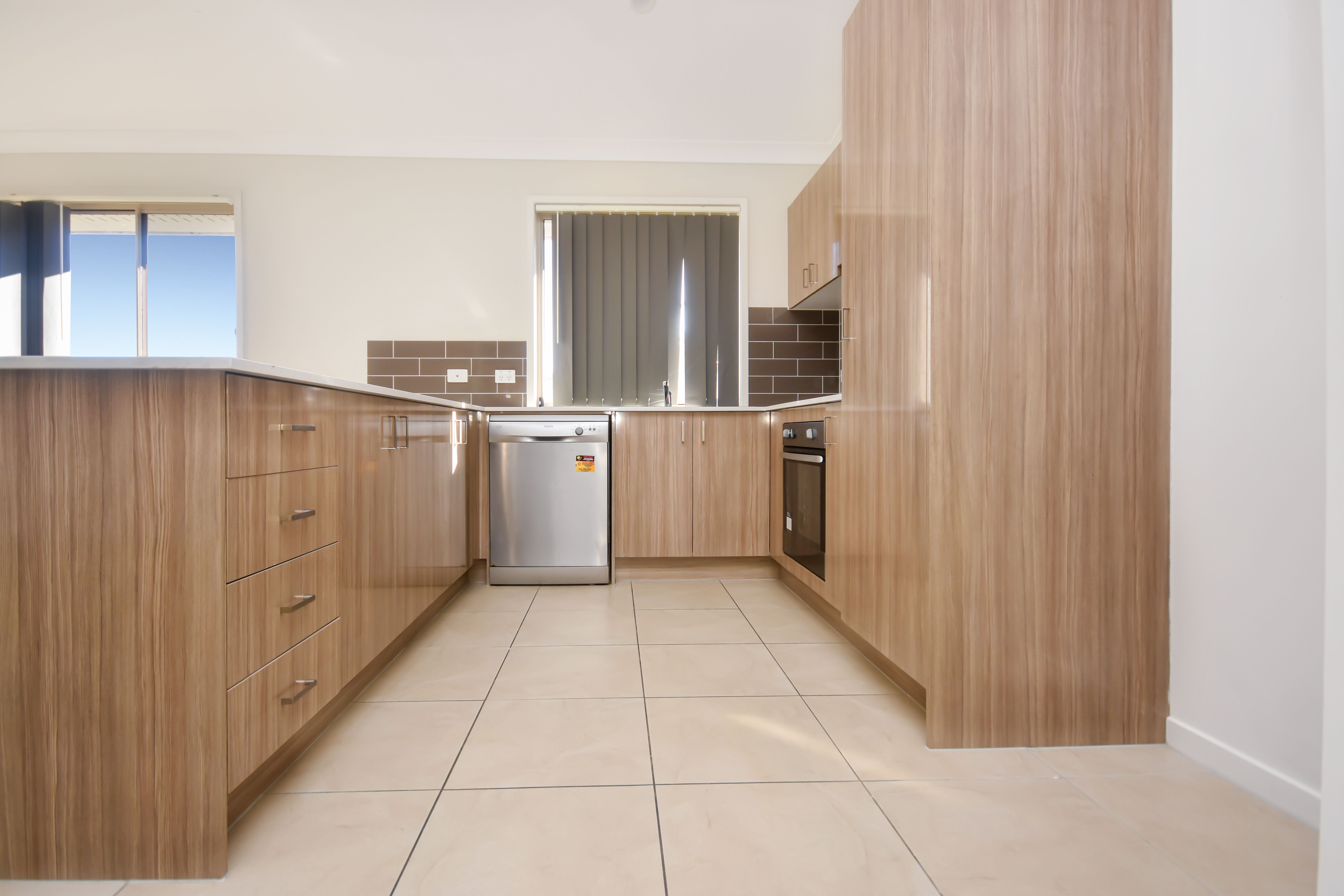 6 Hilary Street, Morayfield, QLD 4506