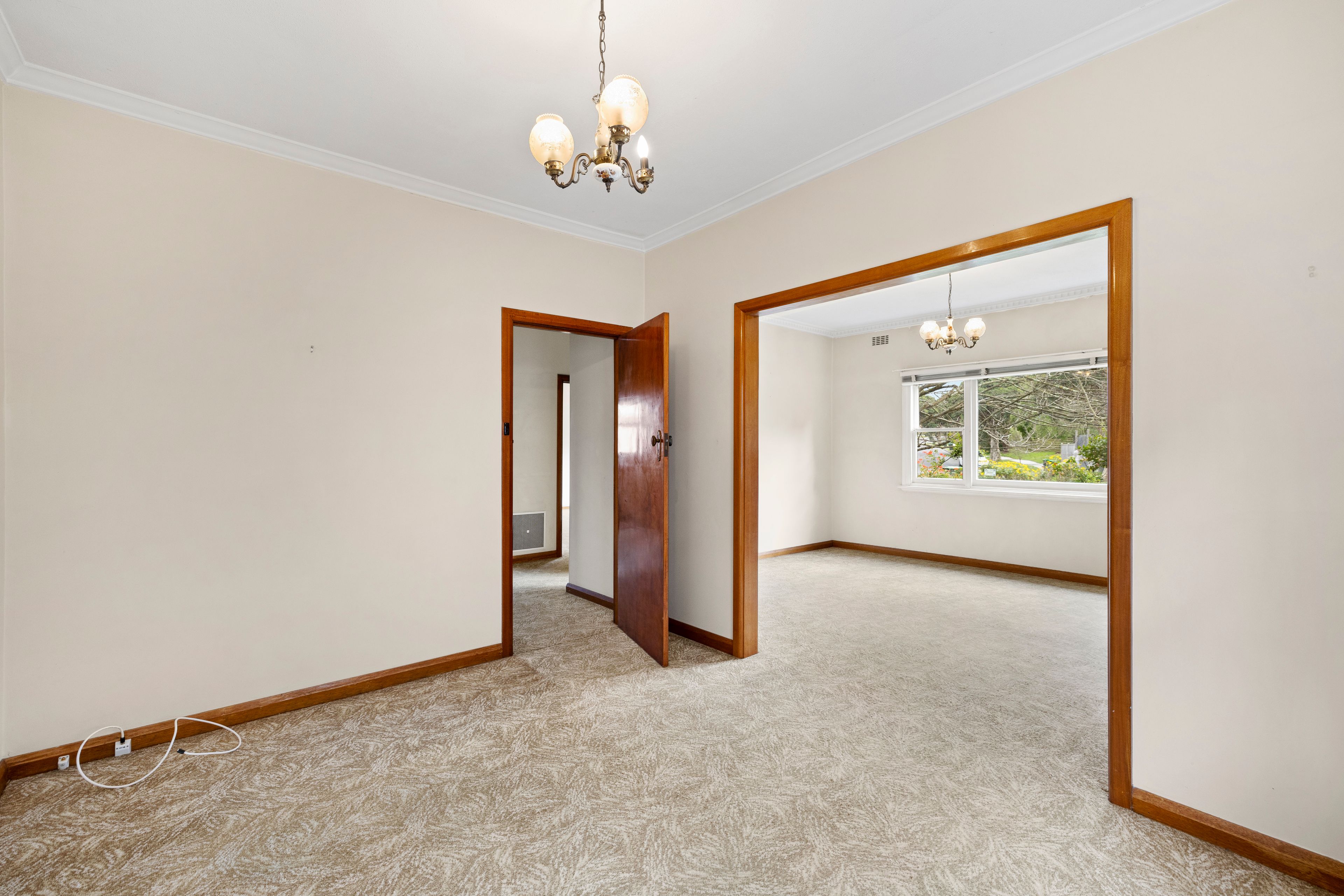 15 Belle Vue Avenue — photo 4 of 7