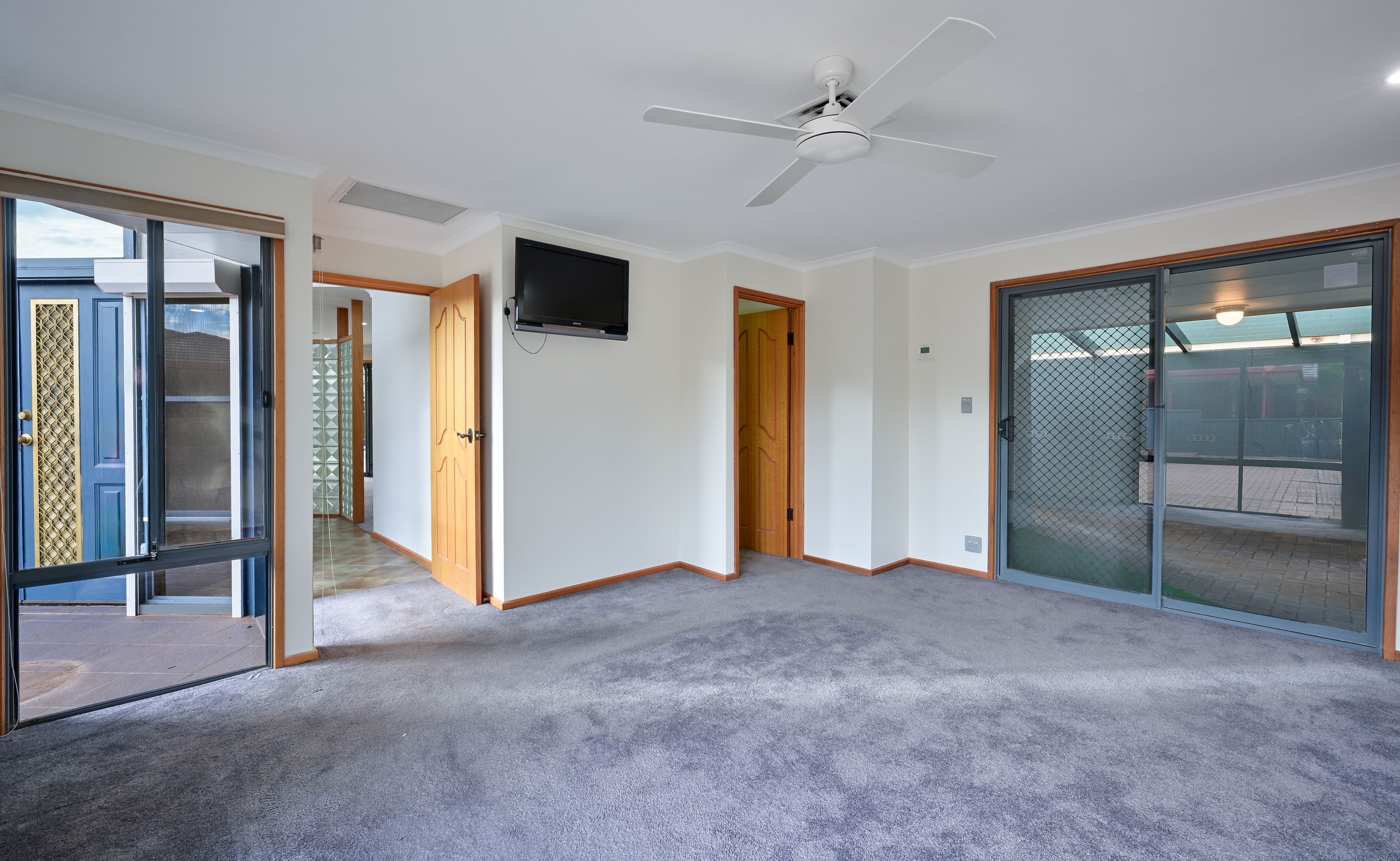 10 Tansell Street — photo 7 of 30