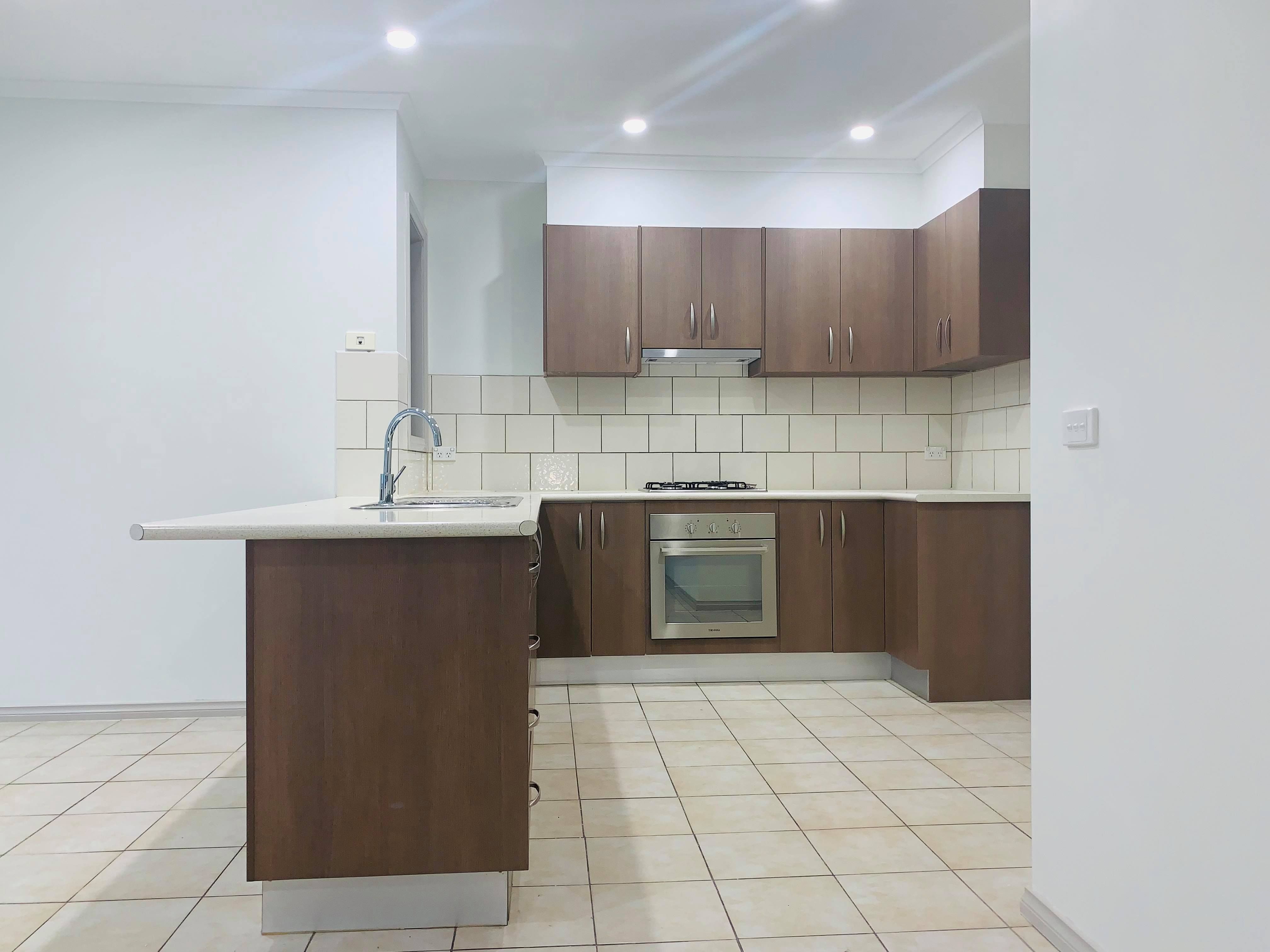 2/62 Memorial Avenue, Epping, VIC 3076