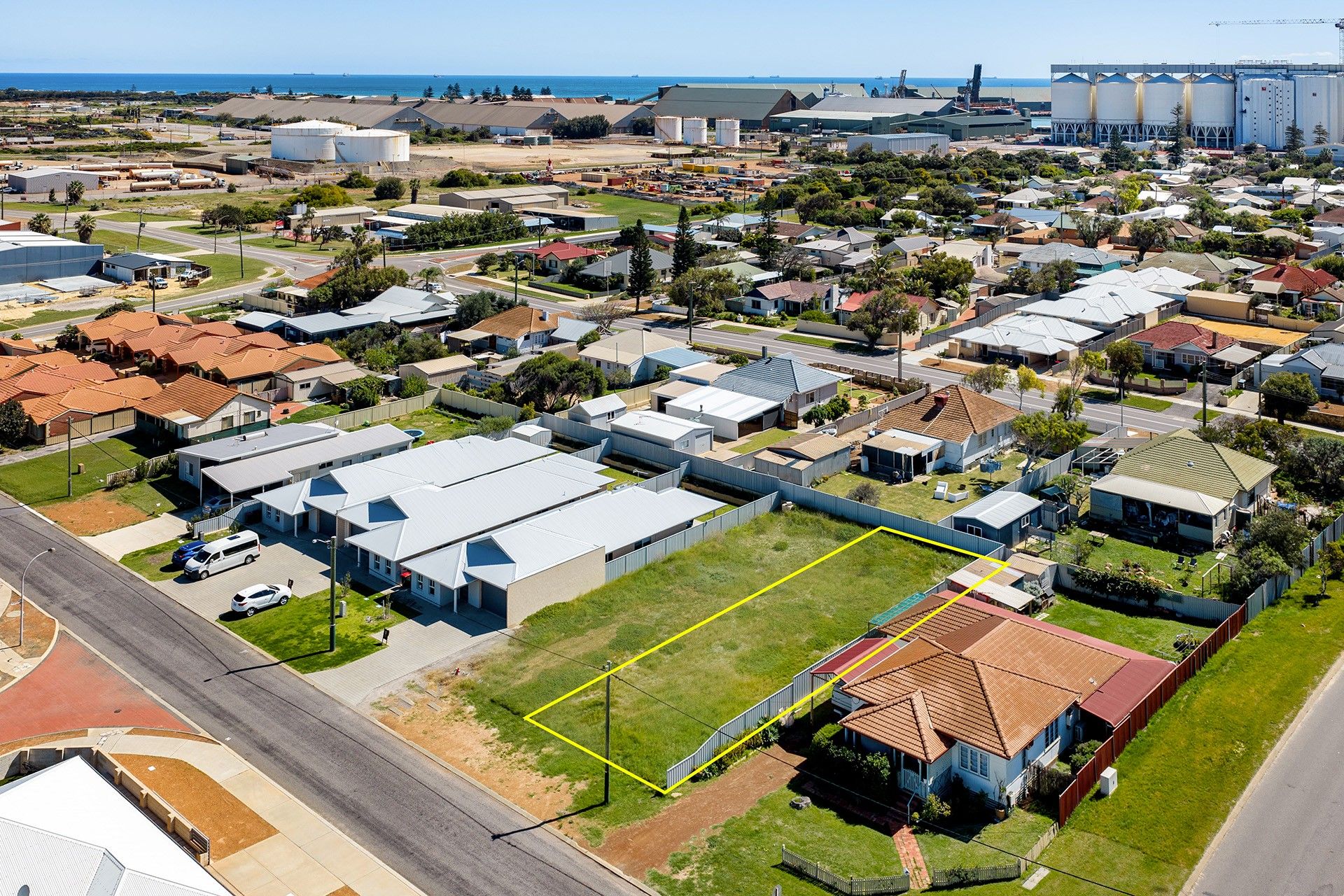 15 Dampier Street, Beachlands, WA 6530