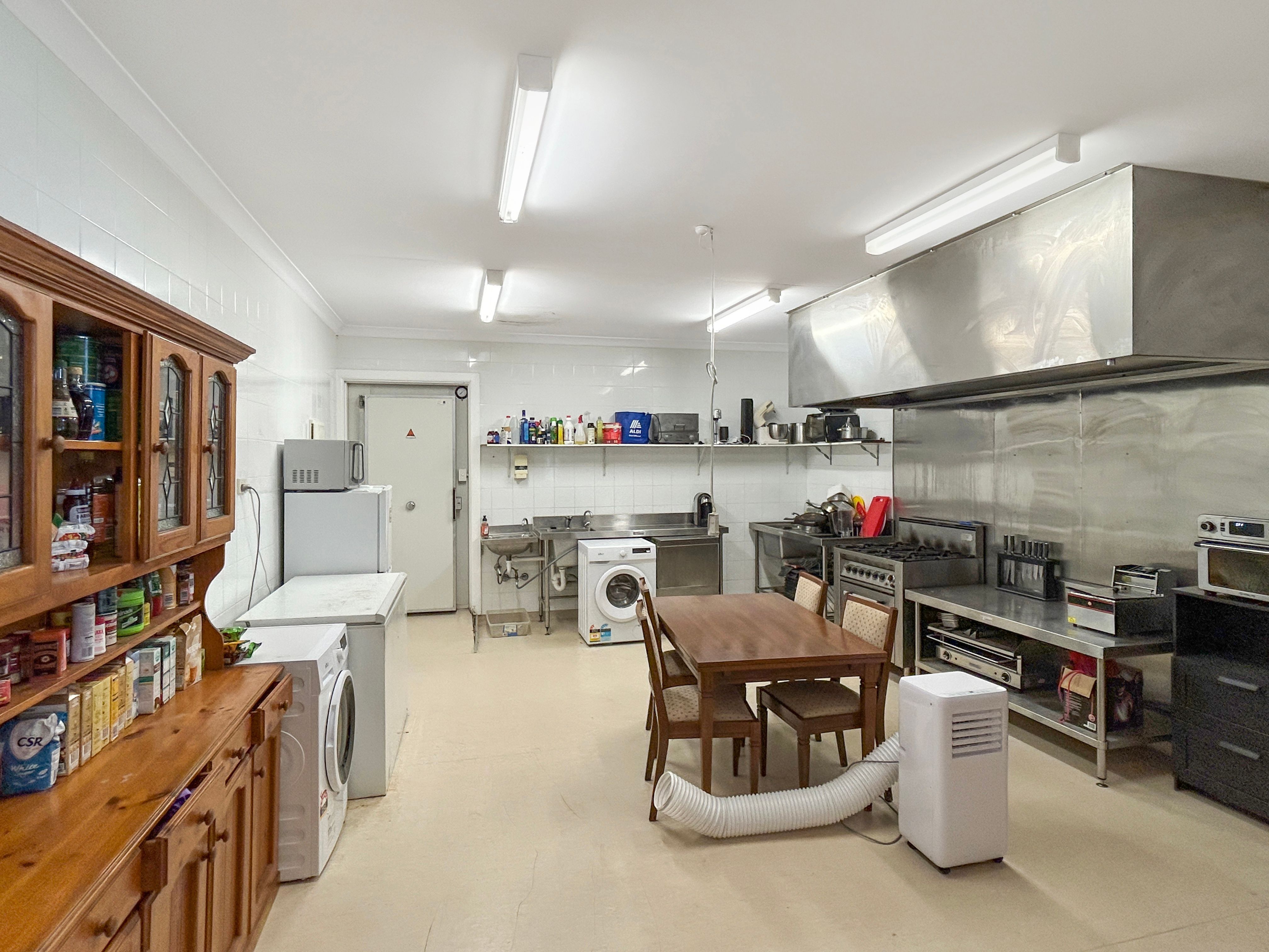 12 Sandilands Street — photo 7 of 14