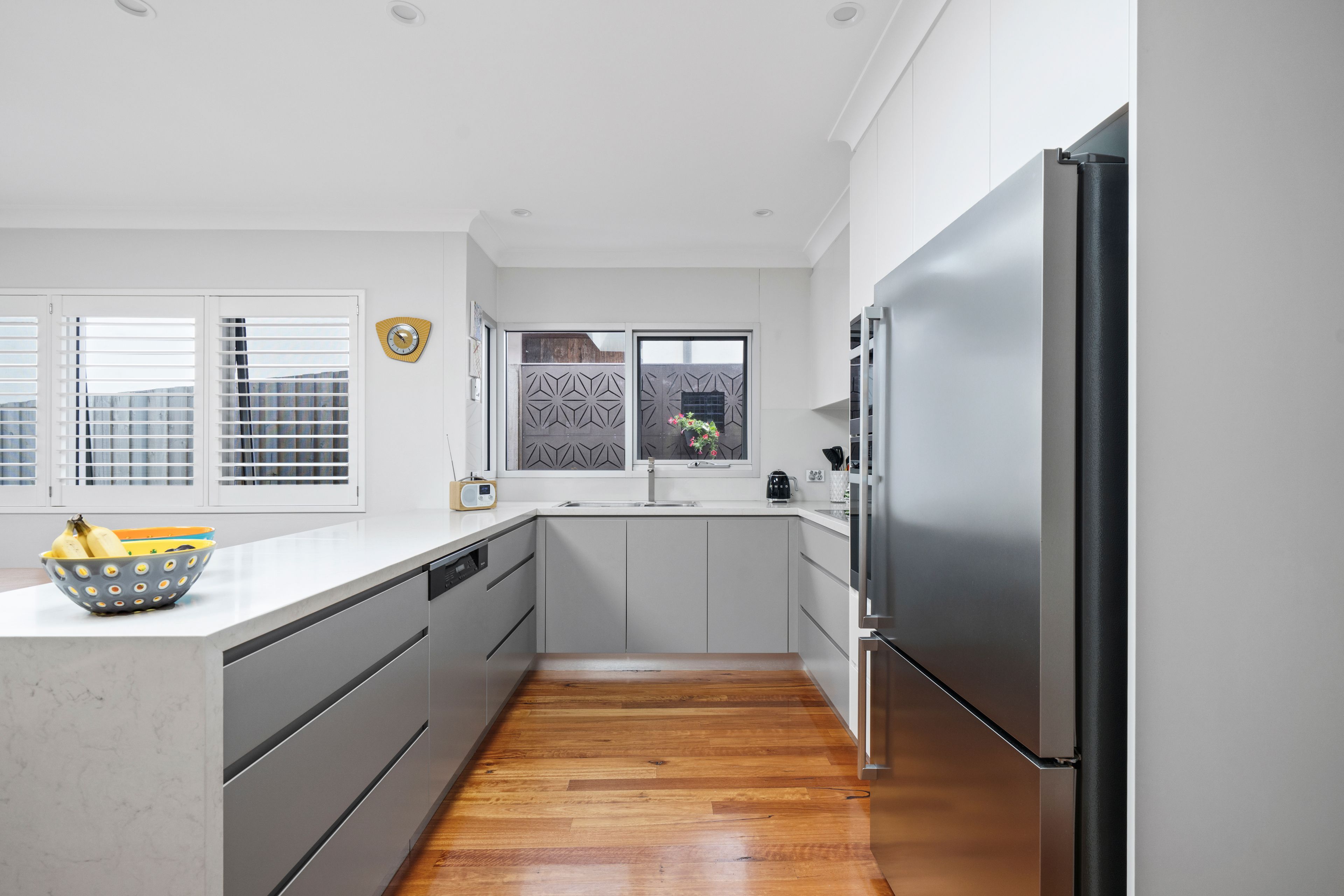 86 Ruthven Street — photo 3 of 16