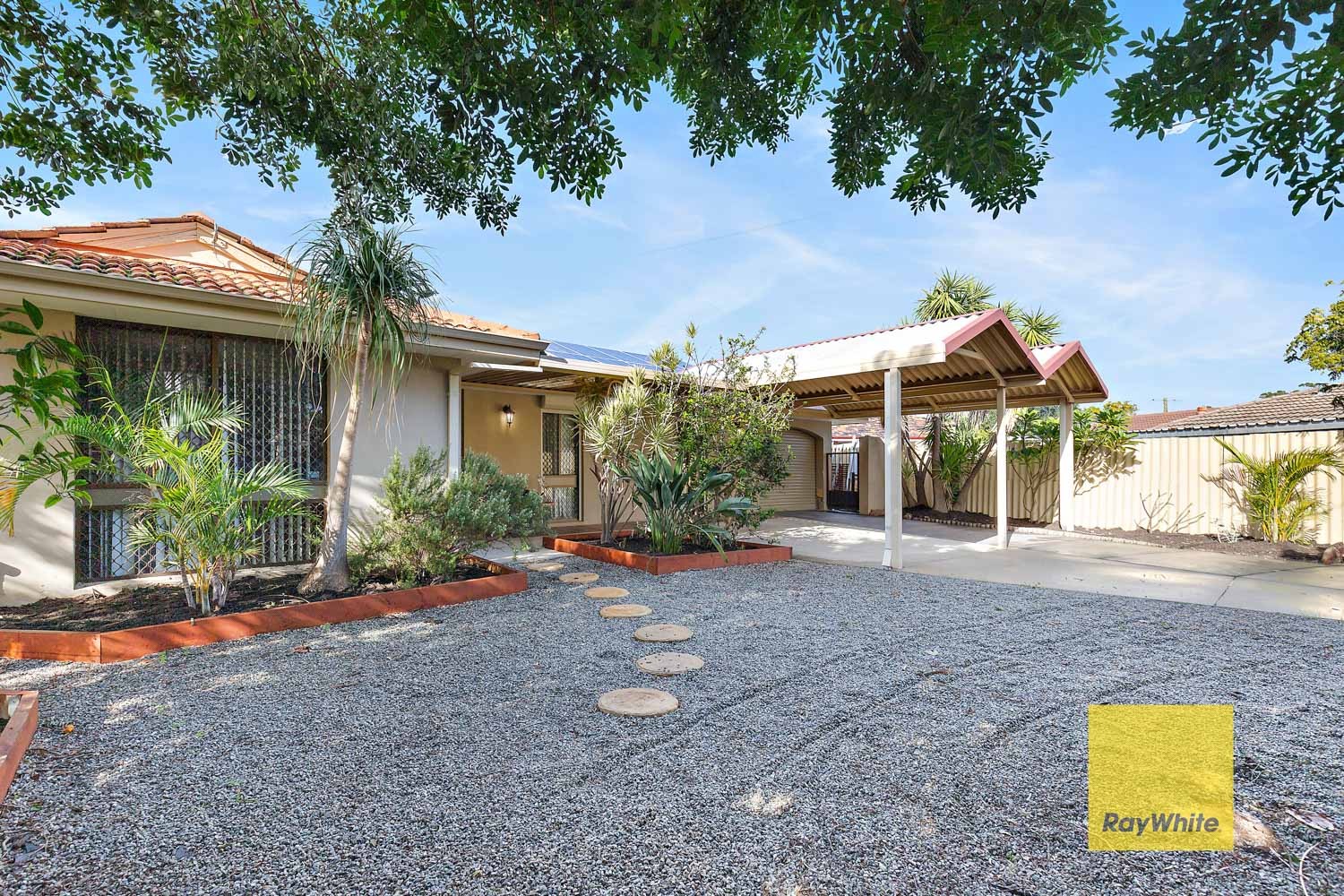 49 Connemara Drive, Thornlie, WA 6108