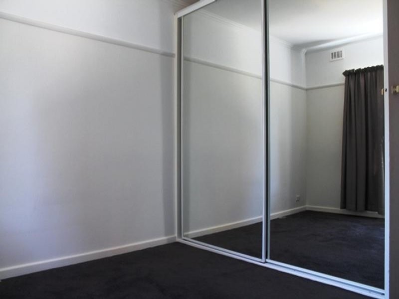 102 Beatty Avenue, Glenroy, VIC 3046