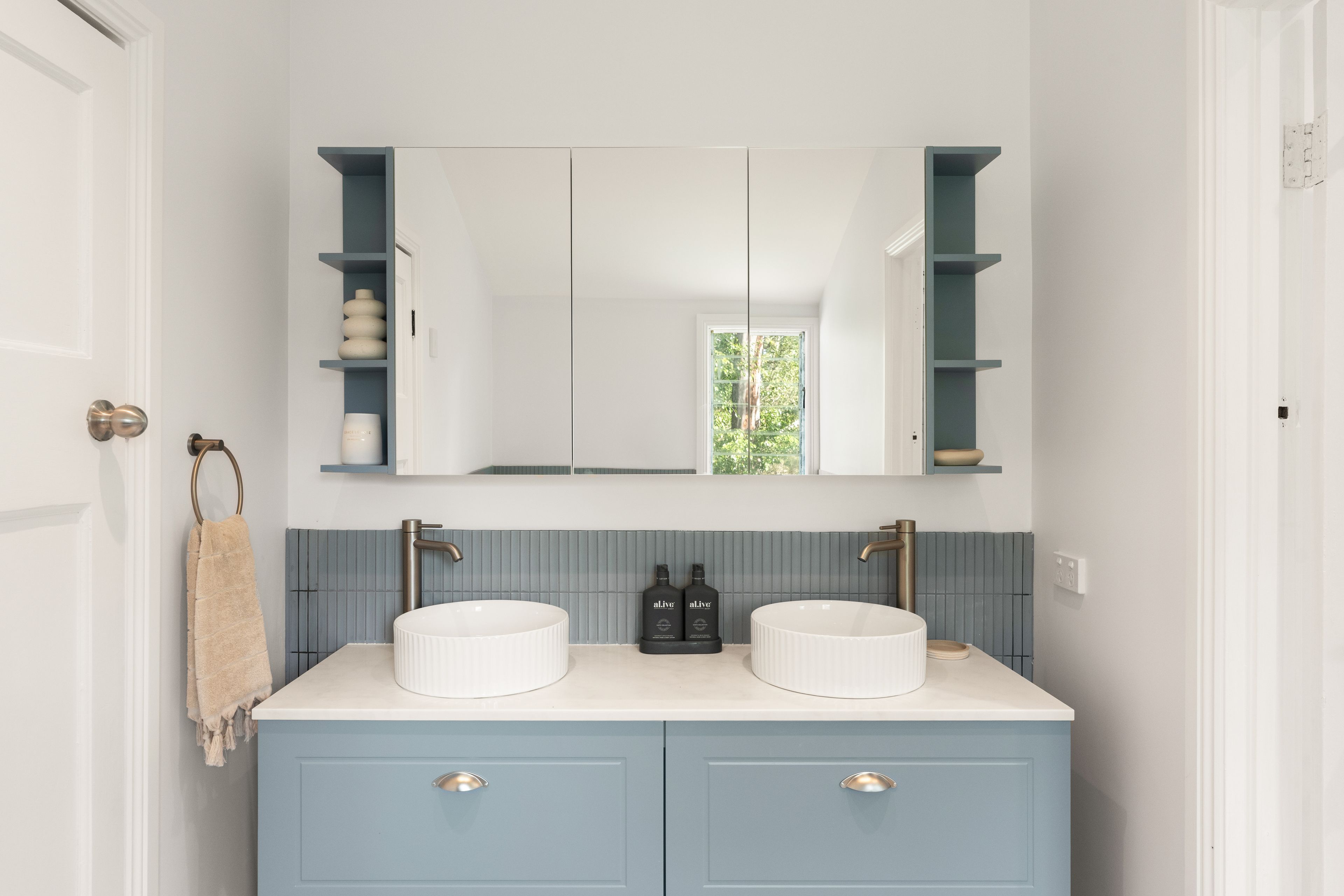 24 York Street — photo 9 of 12