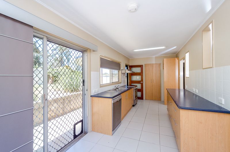 4 Steed Street, West Gladstone, QLD 4680