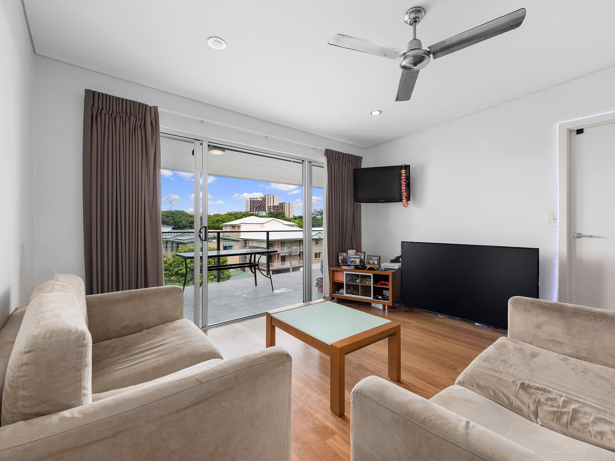 22/221 Sir Fred Schonell Drive, St Lucia, QLD 4067