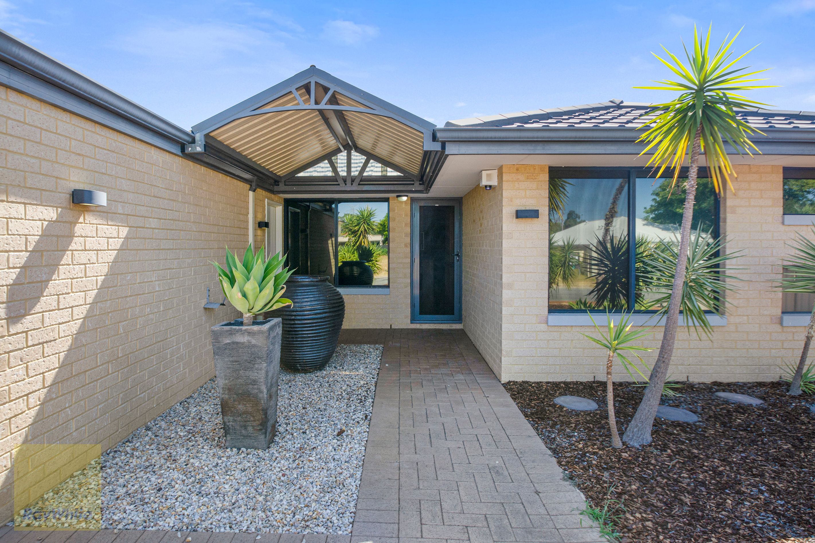 61A Victoria Parade, Midvale, WA 6056