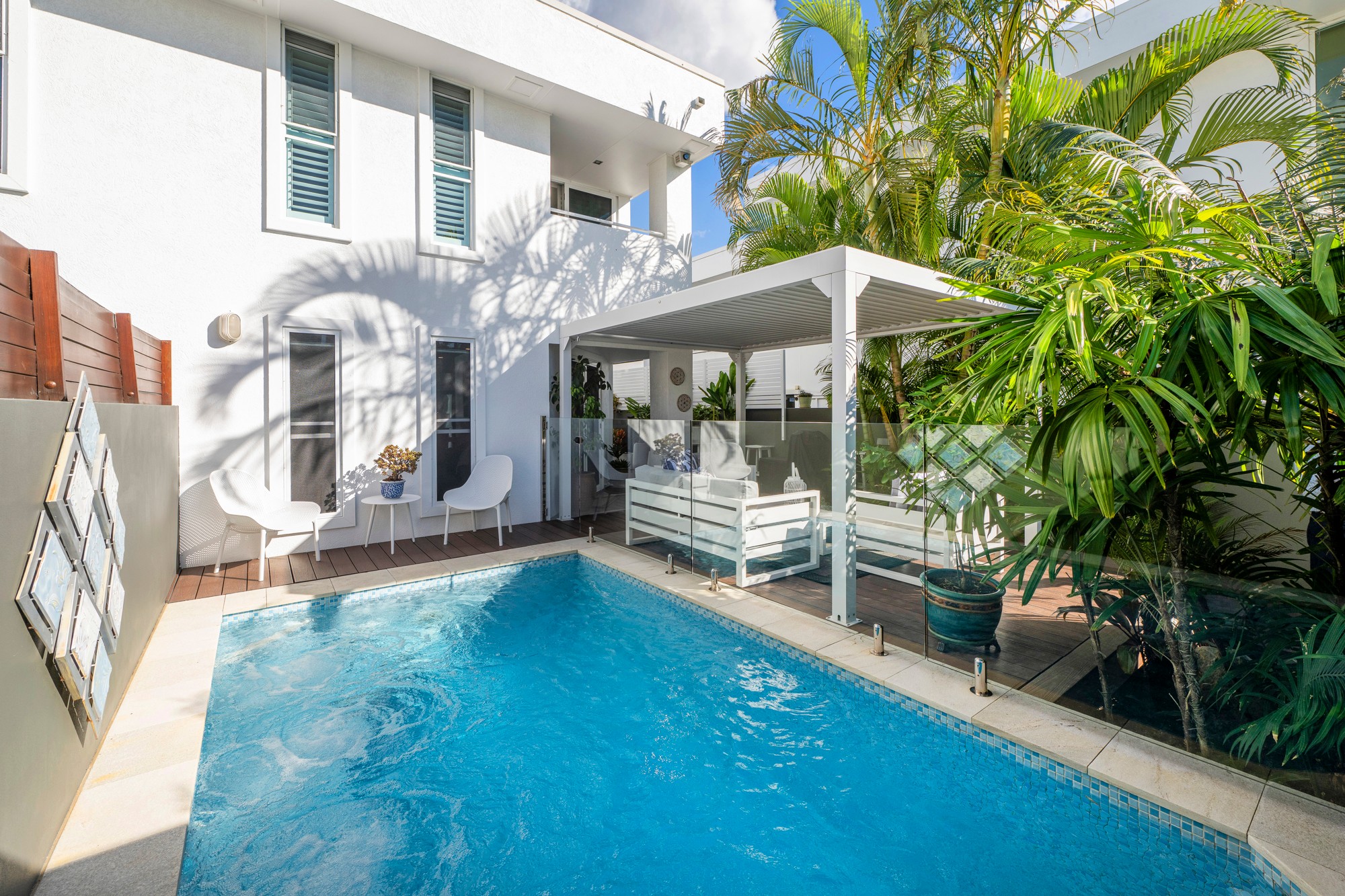 2/24 Norfolk Avenue, Surfers Paradise, QLD 4217
