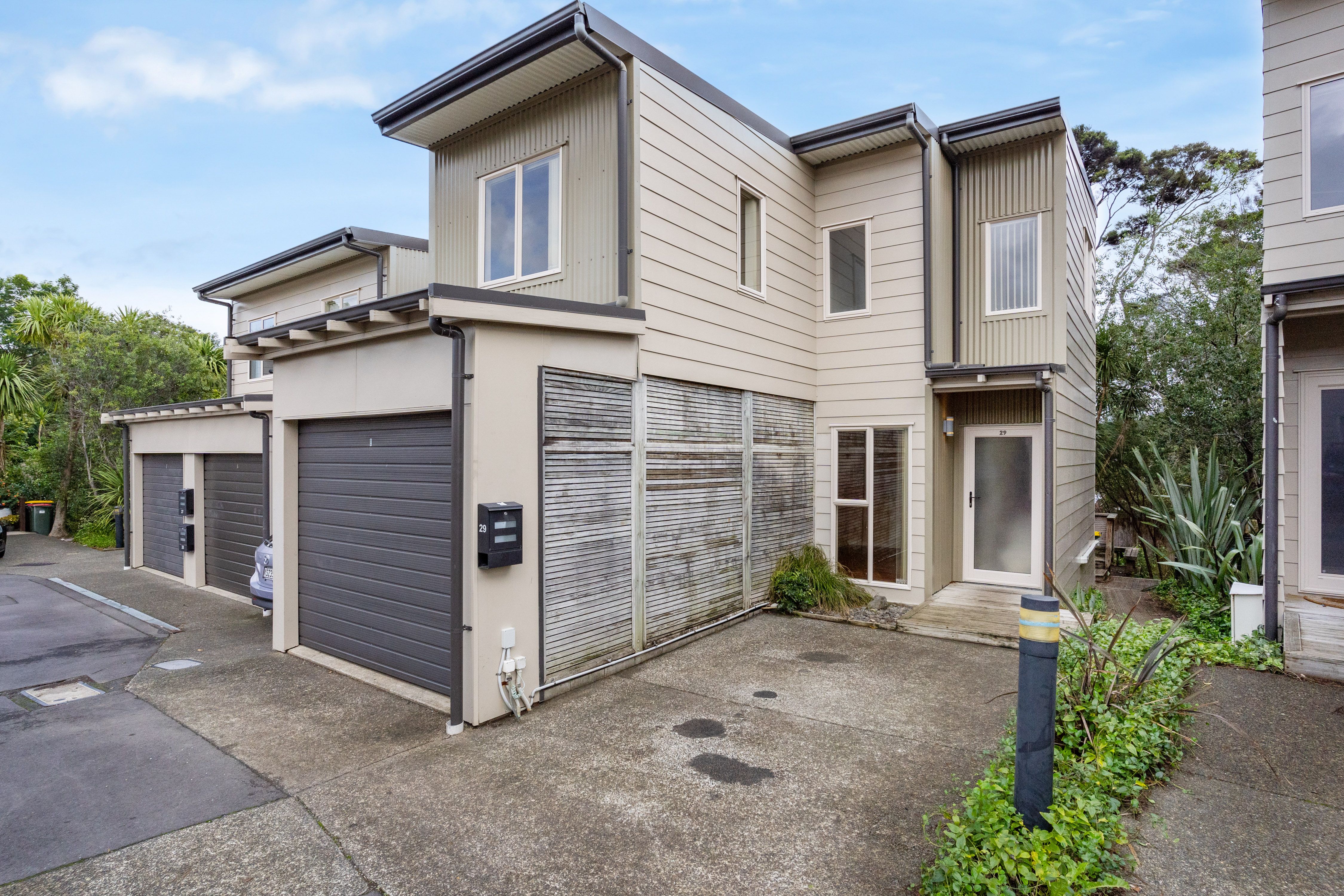29/216 Manuka Road, Glenfield, North Shore City 0629 Sold Townhouse Ray White Carpenter Realty
