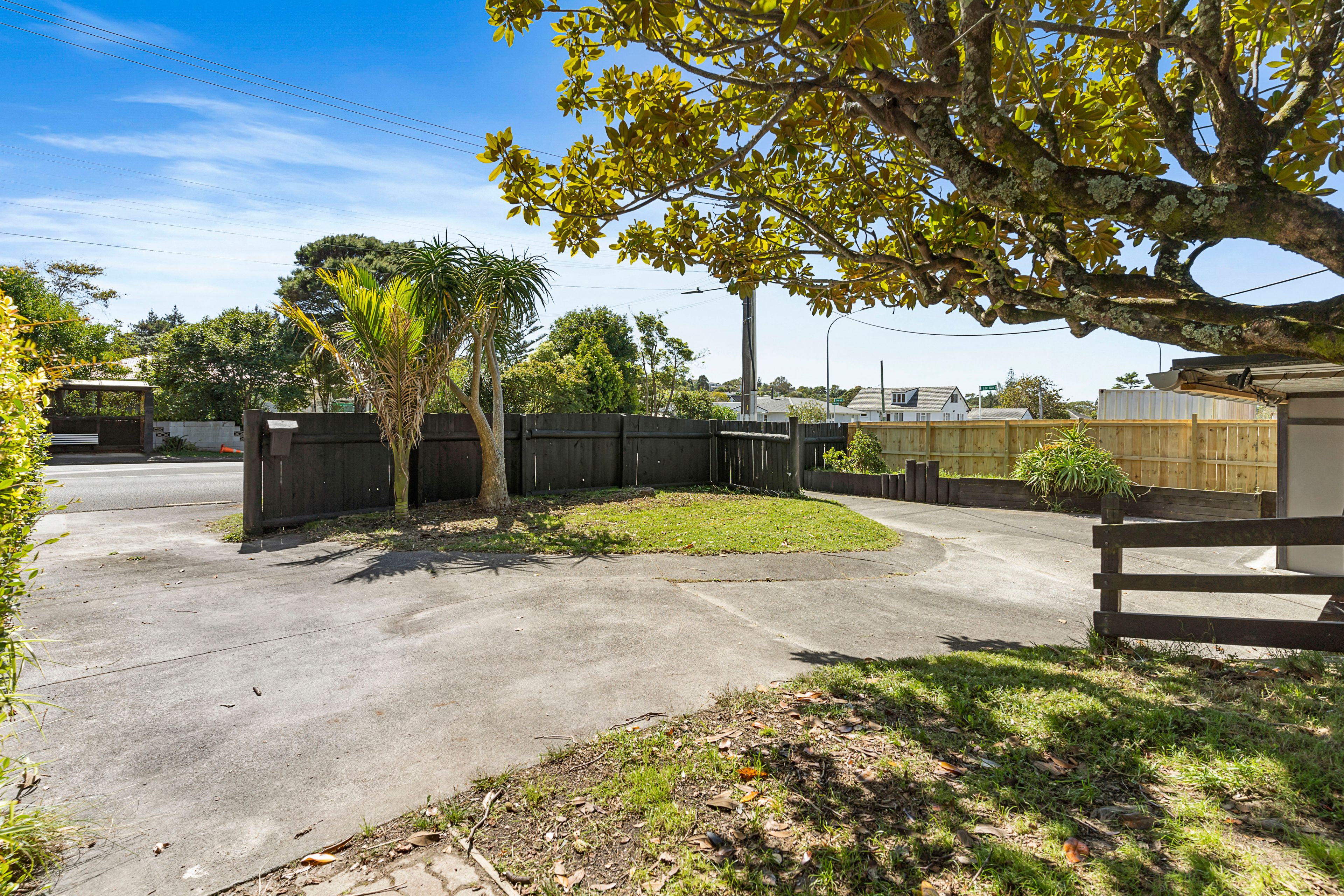 86 Godley Road, Green Bay, Waitakere City