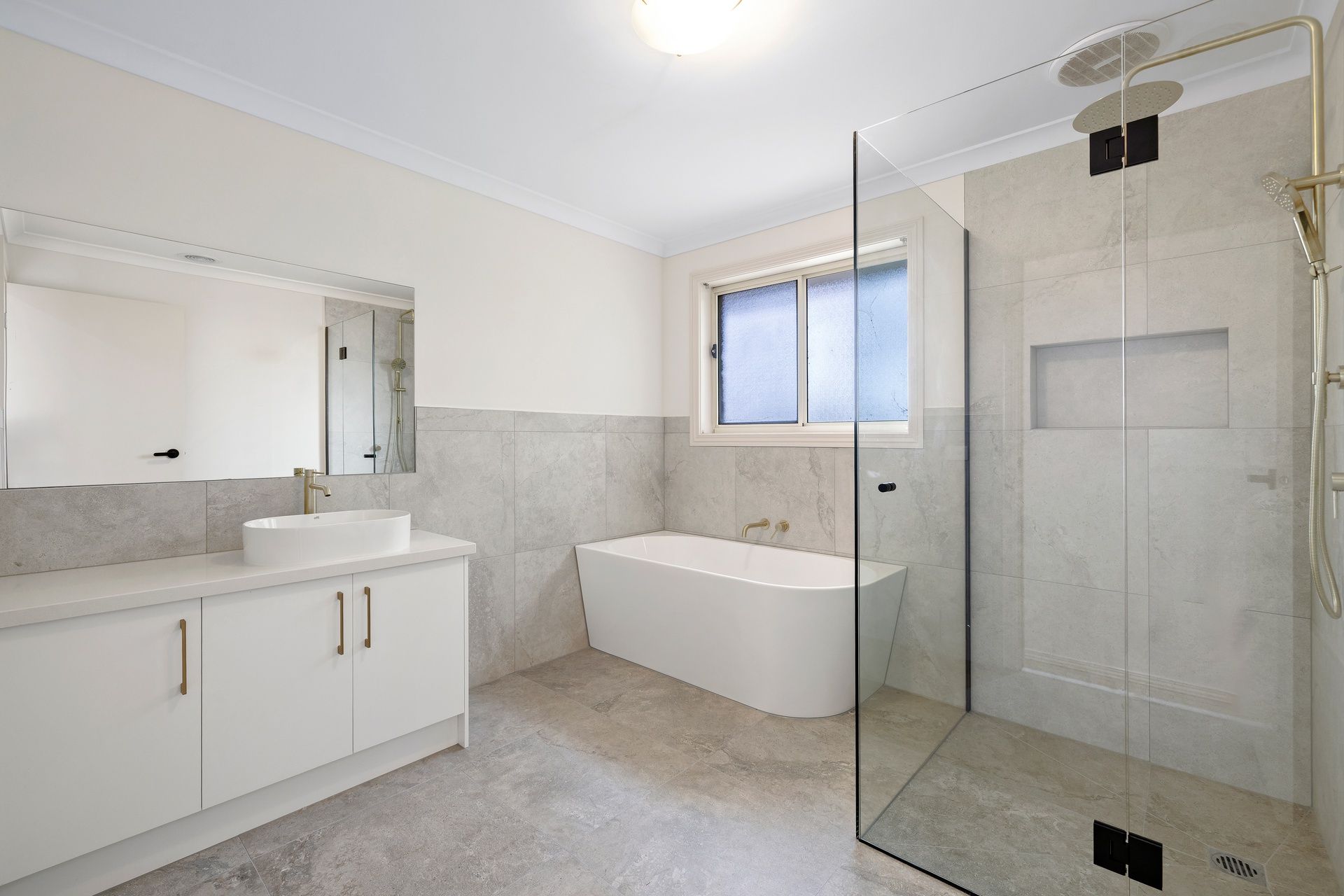 2/390 Stephensons Road — photo 4 of 13