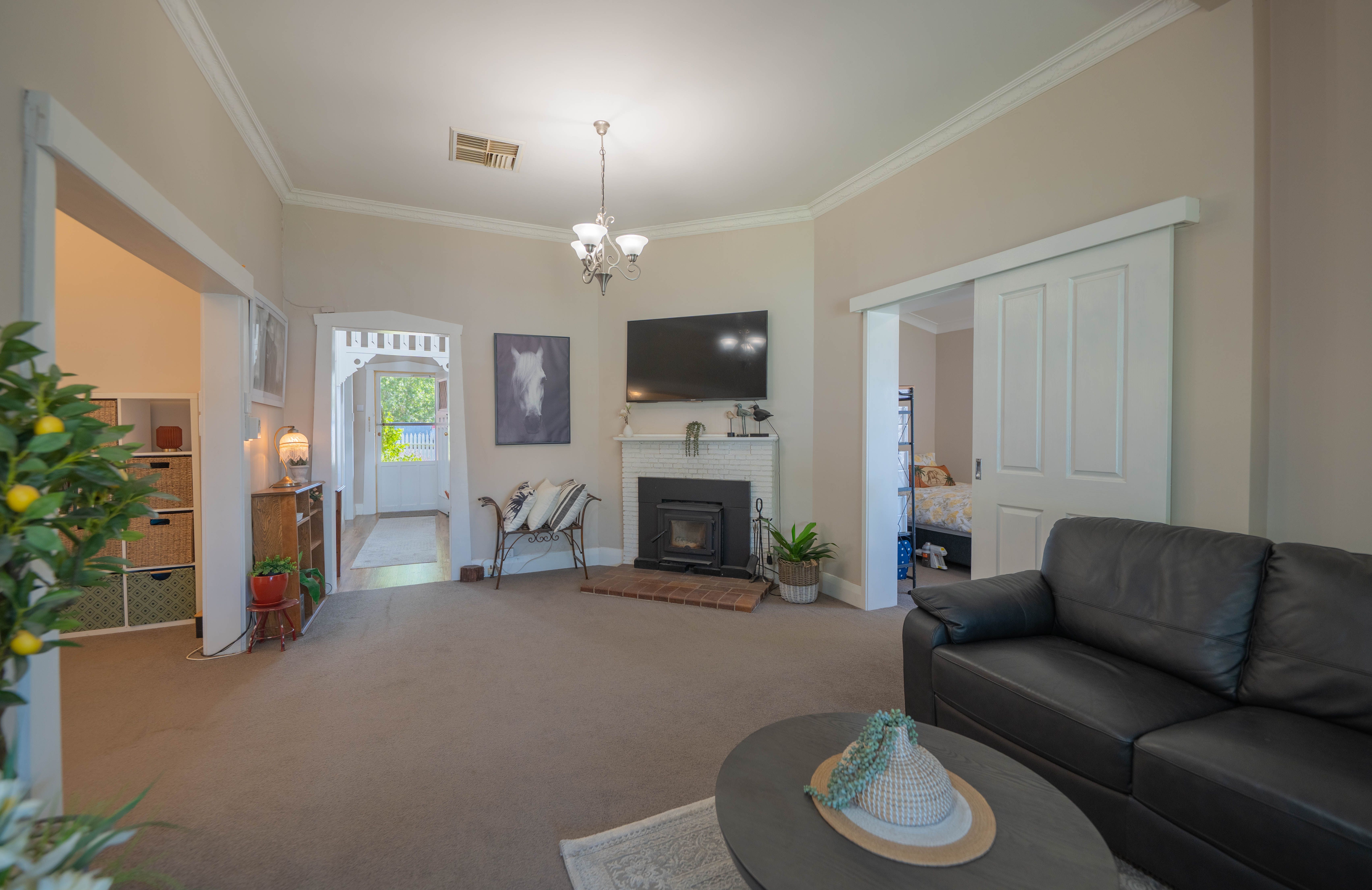 11 Rose Street, Parkes, NSW 2870