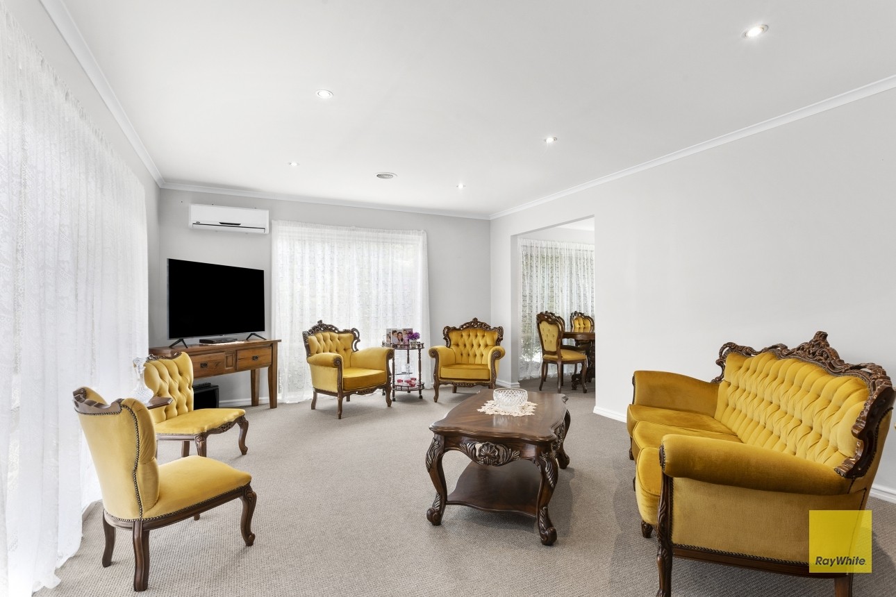 2/8 Nelson Avenue, Highton, VIC 3216
