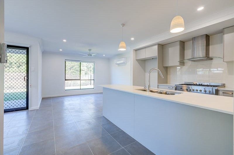 41 Mercy Circuit, Park Ridge, QLD 4125