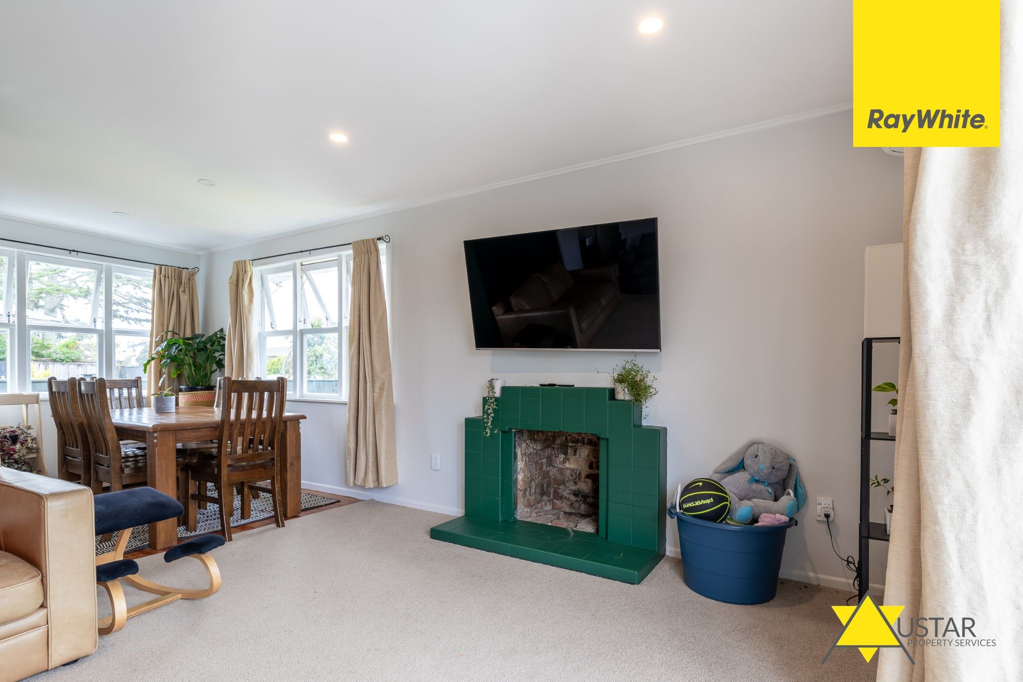 61A Cobham Crescent, Kelston, Waitakere City