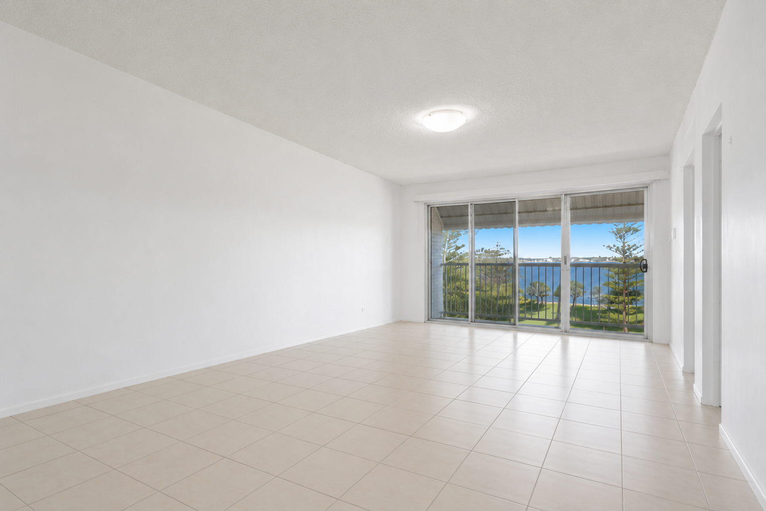 27/224 Marine Parade — photo from Ray White Runaway Bay