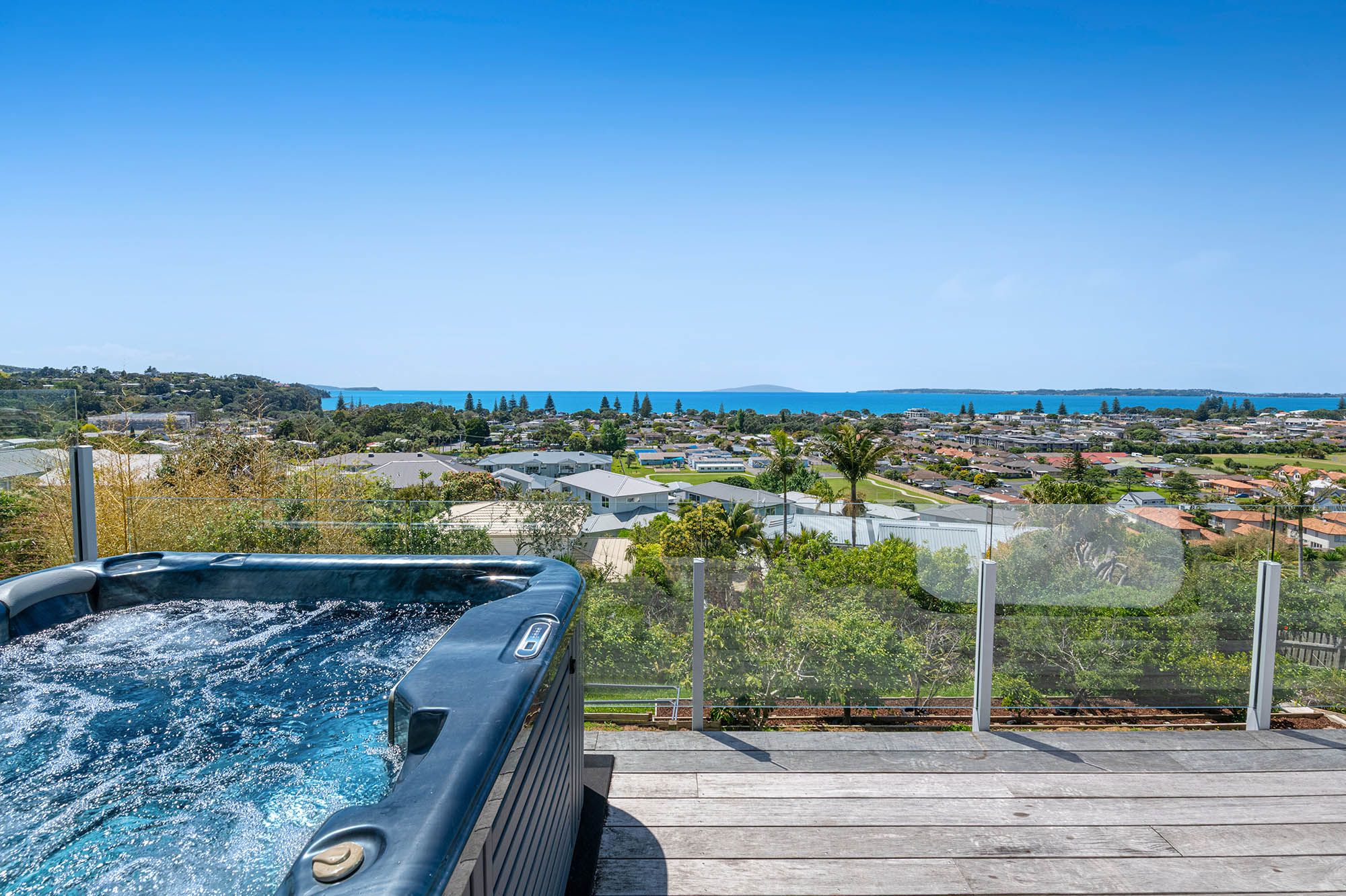 65 West Hoe Heights, Orewa, Rodney