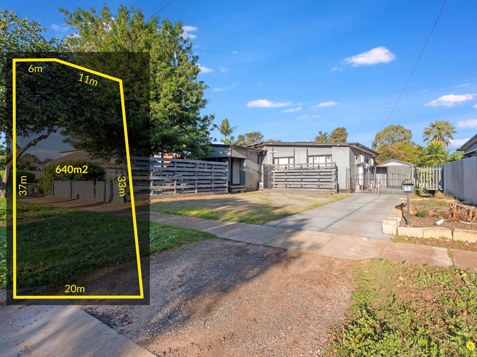 10 Brimsdown Road — photo from Ray White Para Hills