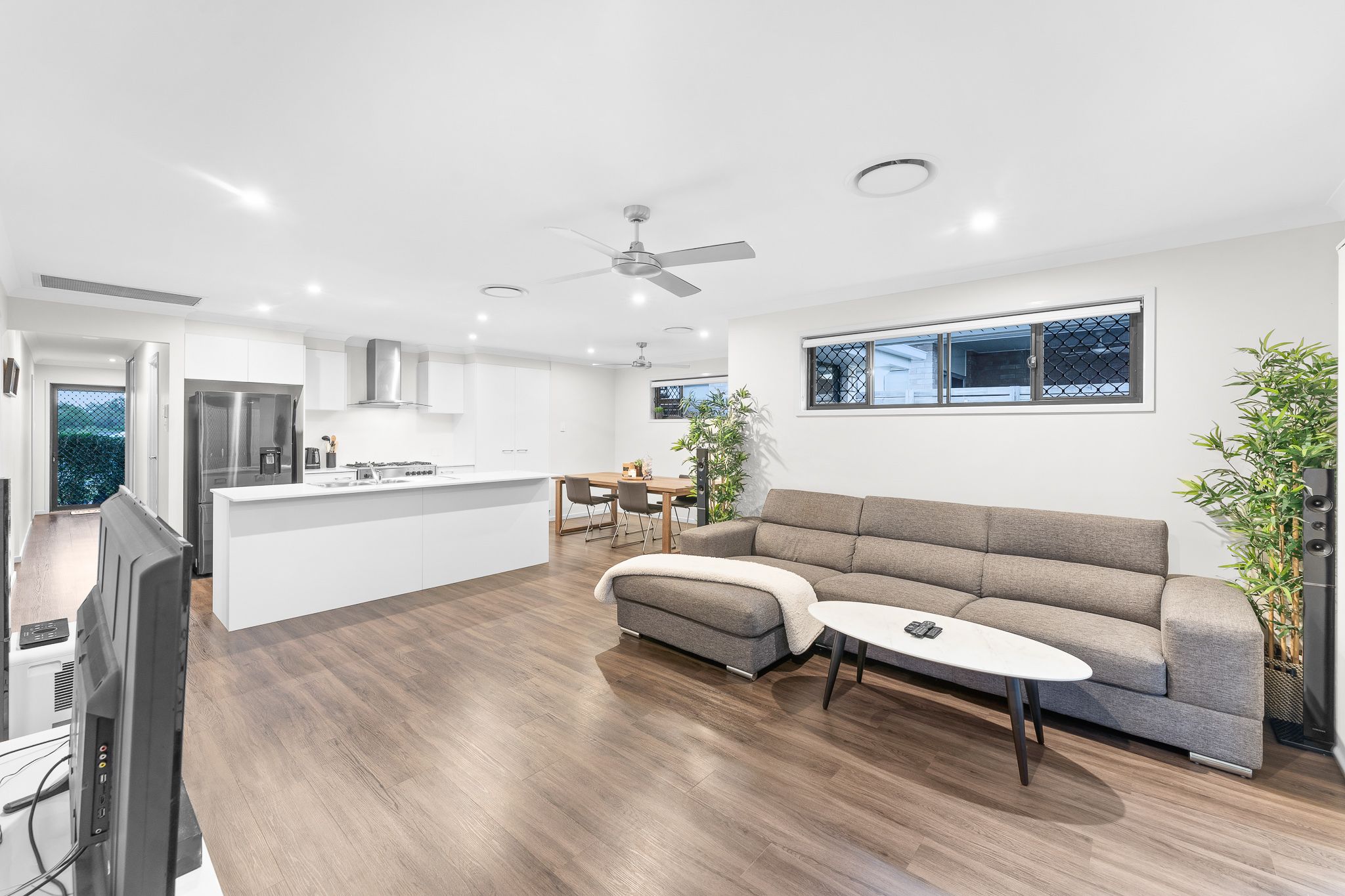 17 Attenborough Circuit, North Lakes, QLD 4509