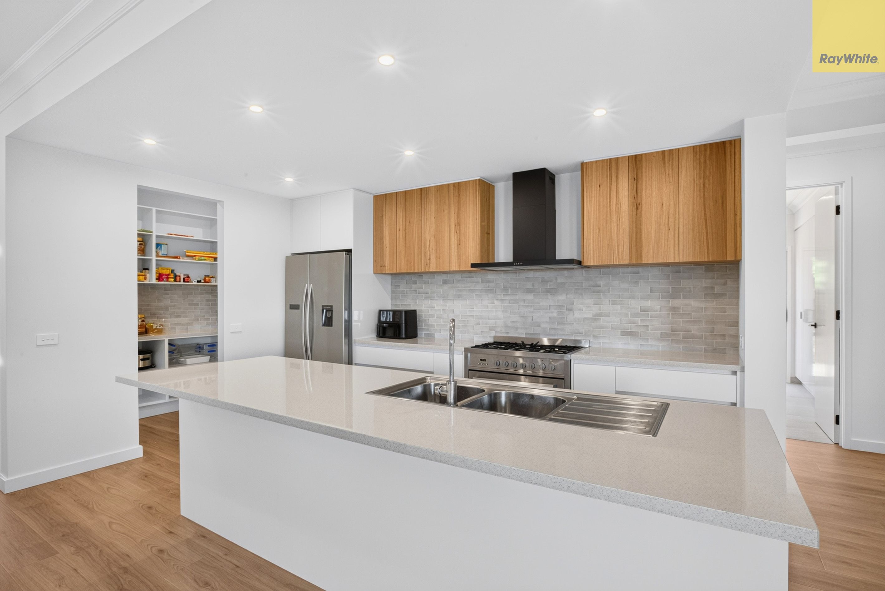 43 Darley Drive — photo 3 of 19