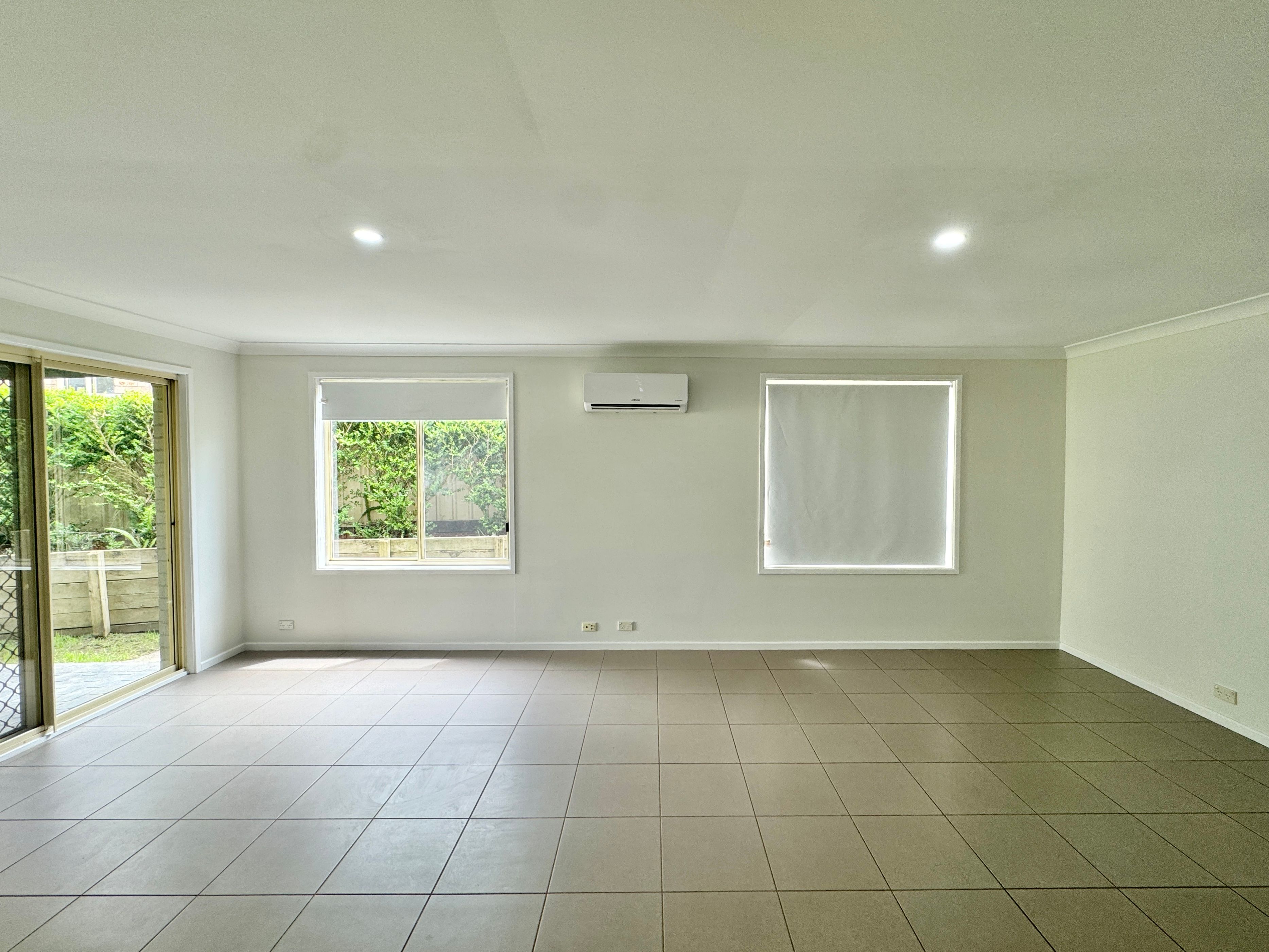 29 Loongana Crescent — photo 6 of 15
