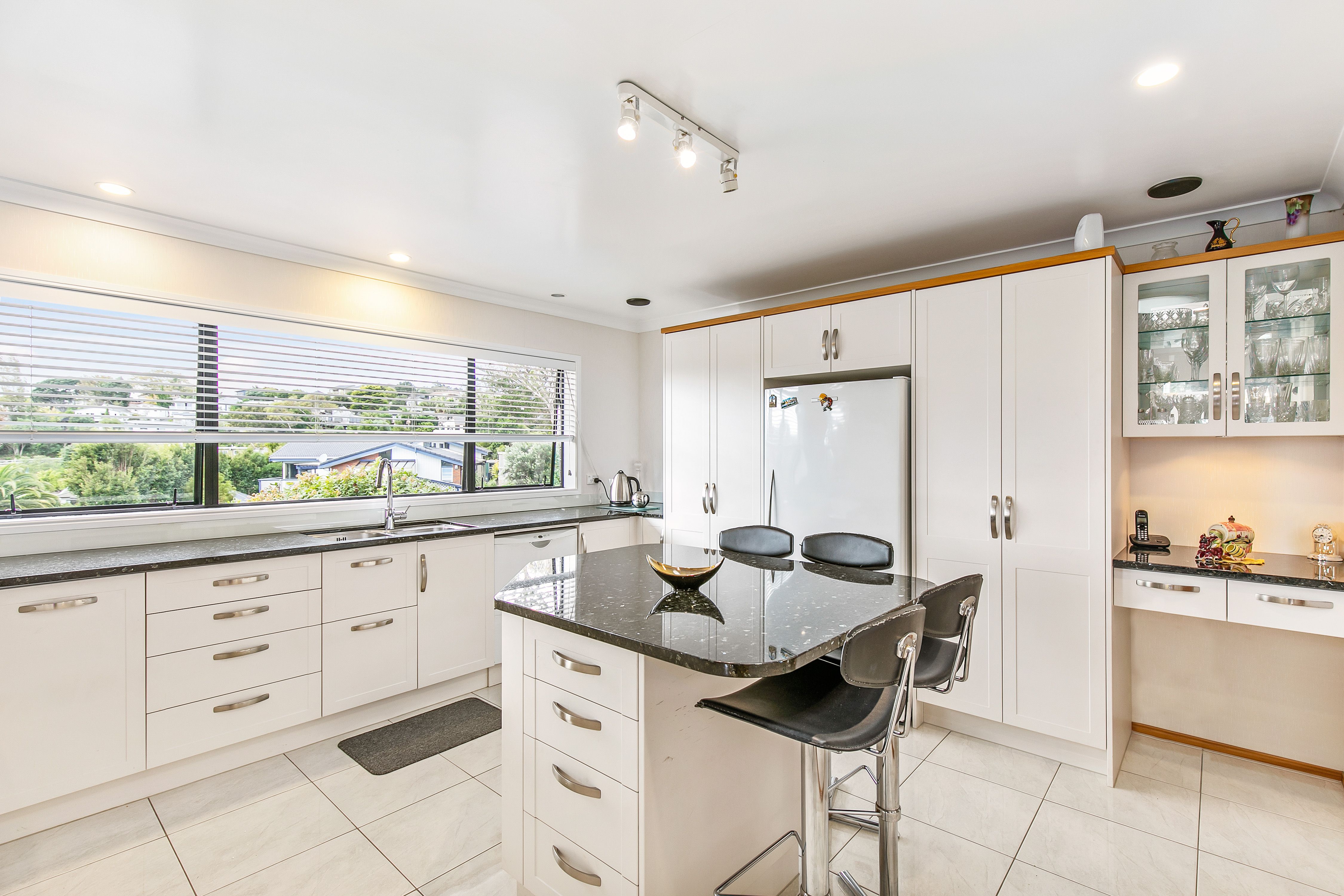 10 Cyclades Place, Cockle Bay, Manukau City