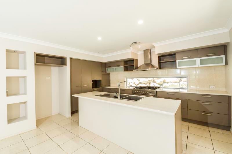 8 Lange Court, Aspley, QLD 4034