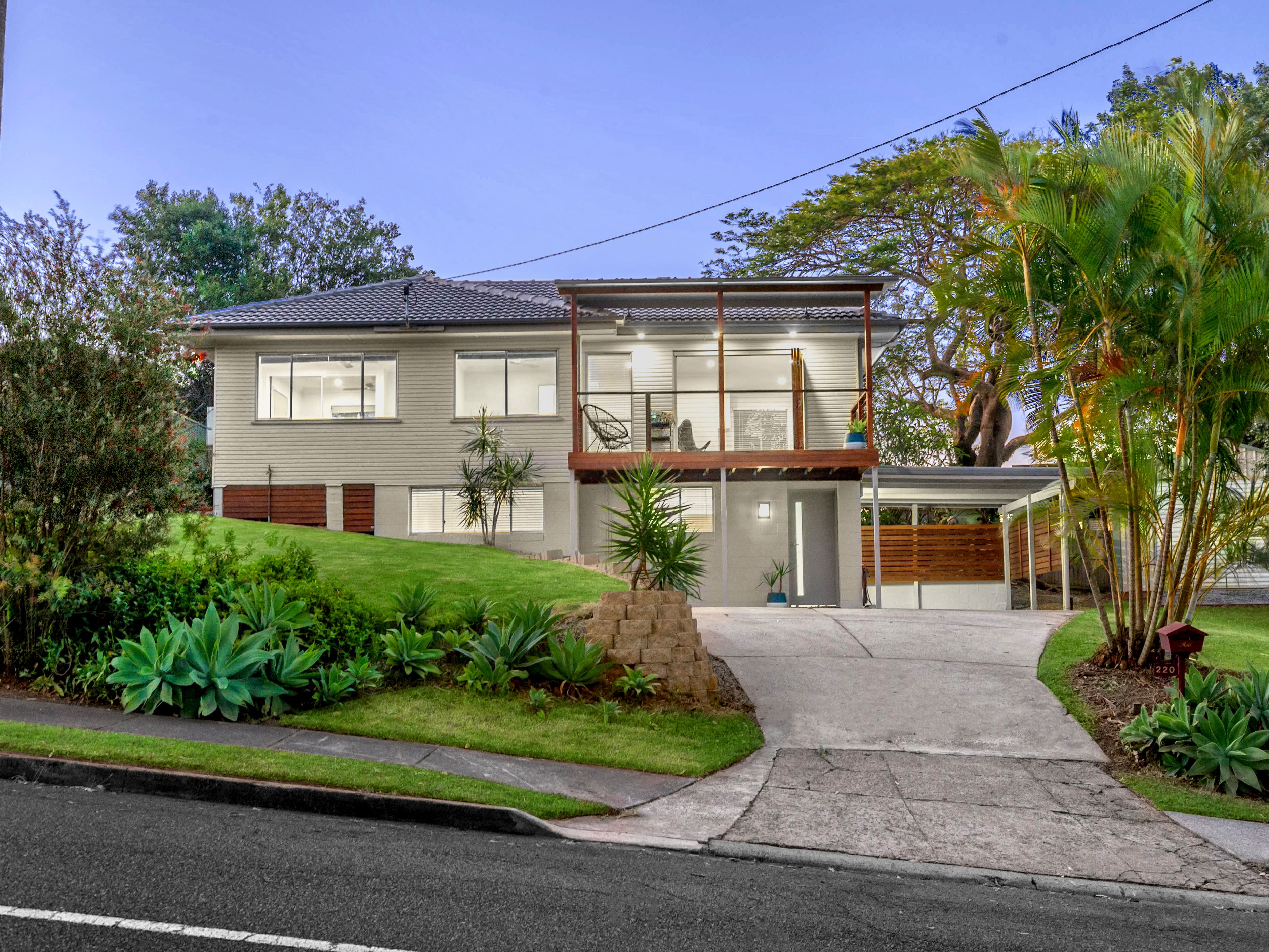 220 Monash Road, Tarragindi QLD 4121