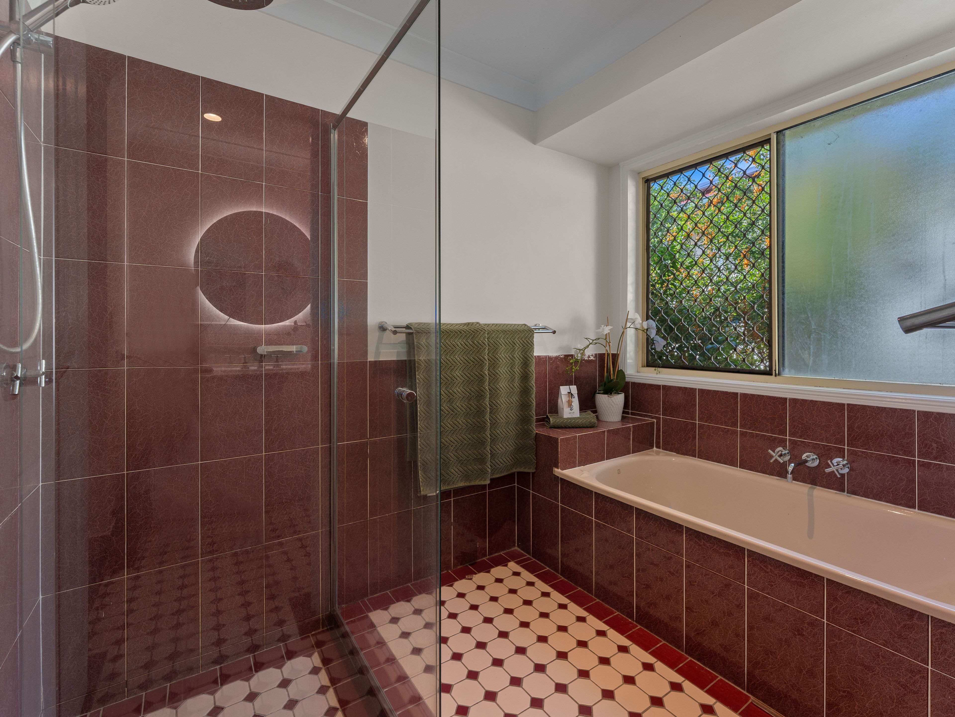 7 Howard Court — photo 19 of 26