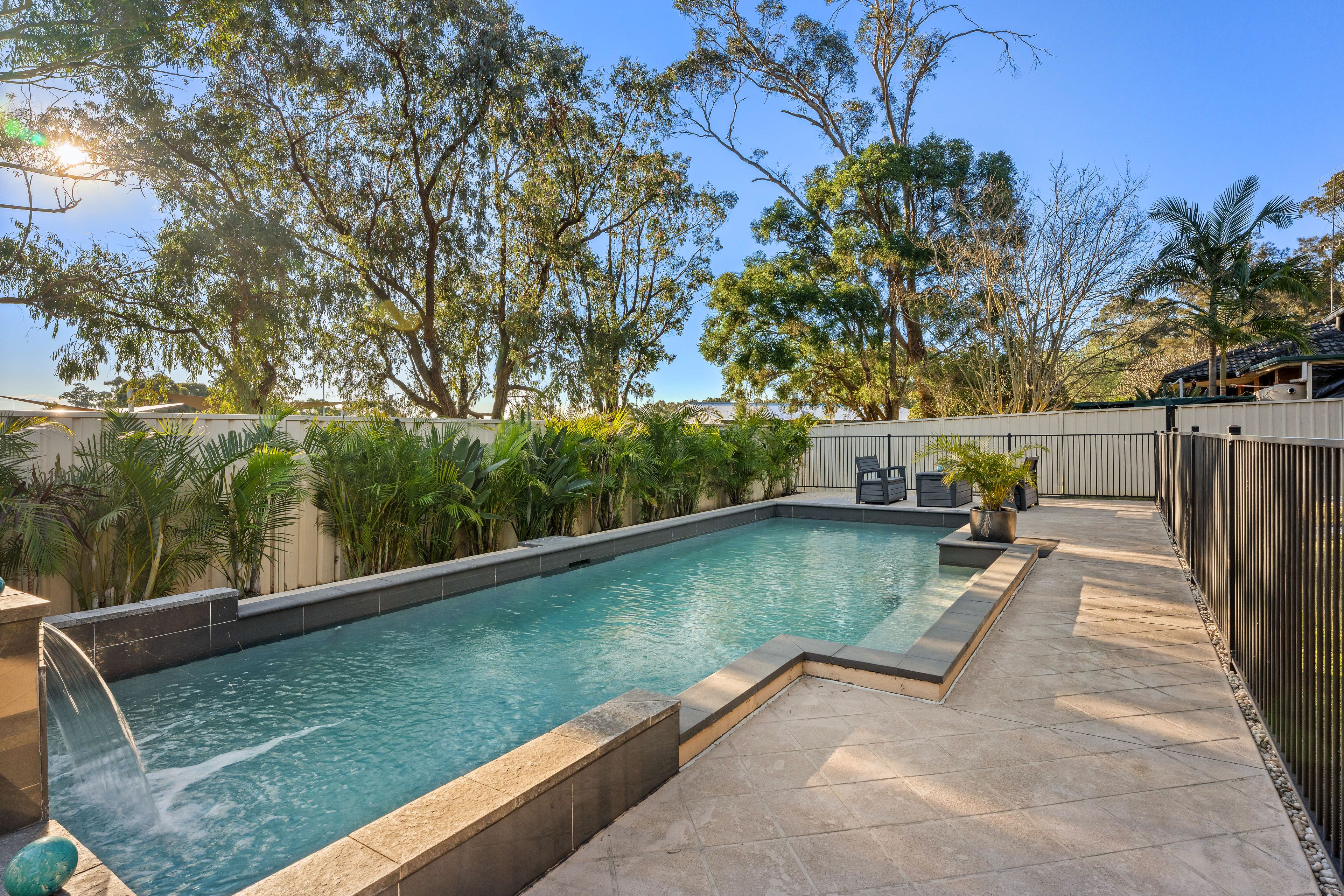 41 Jason Avenue — photo 4 of 29