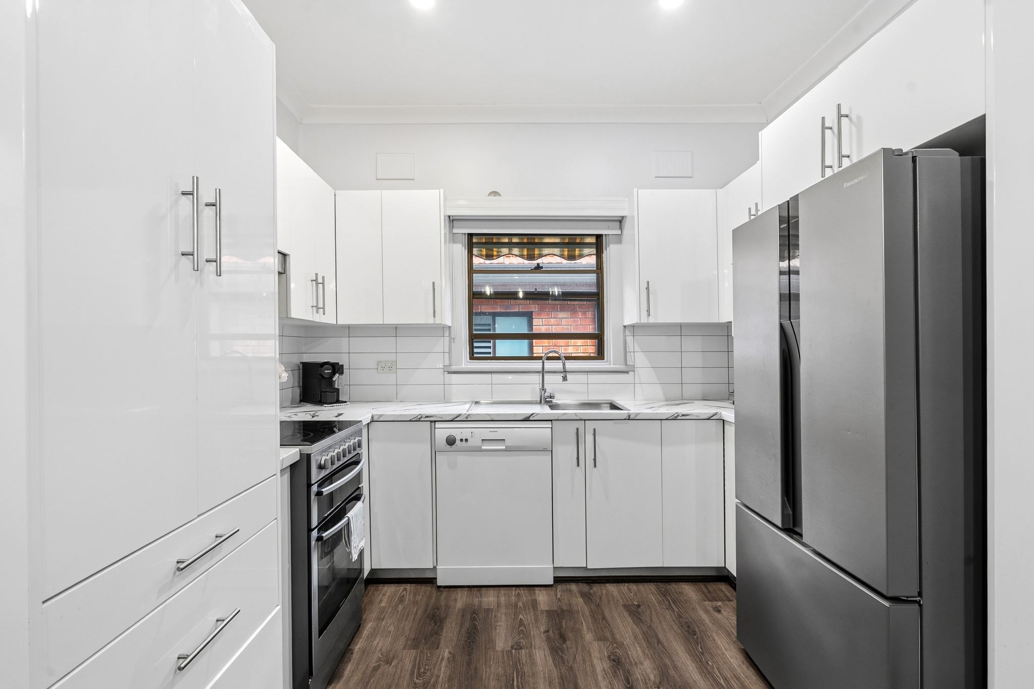 95 Shorter Avenue — photo 3 of 17