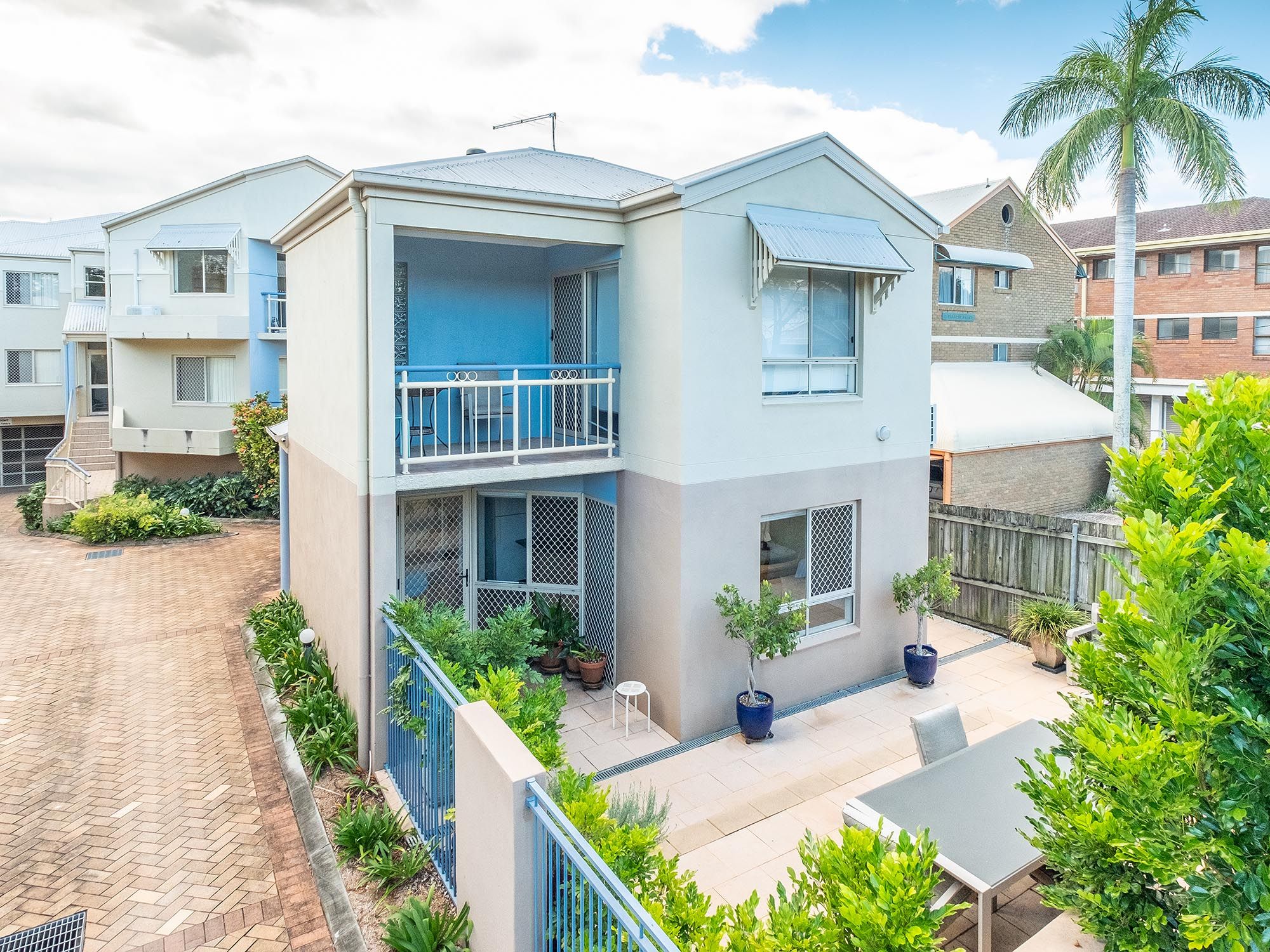29 Crown Street, Holland Park West QLD 4121