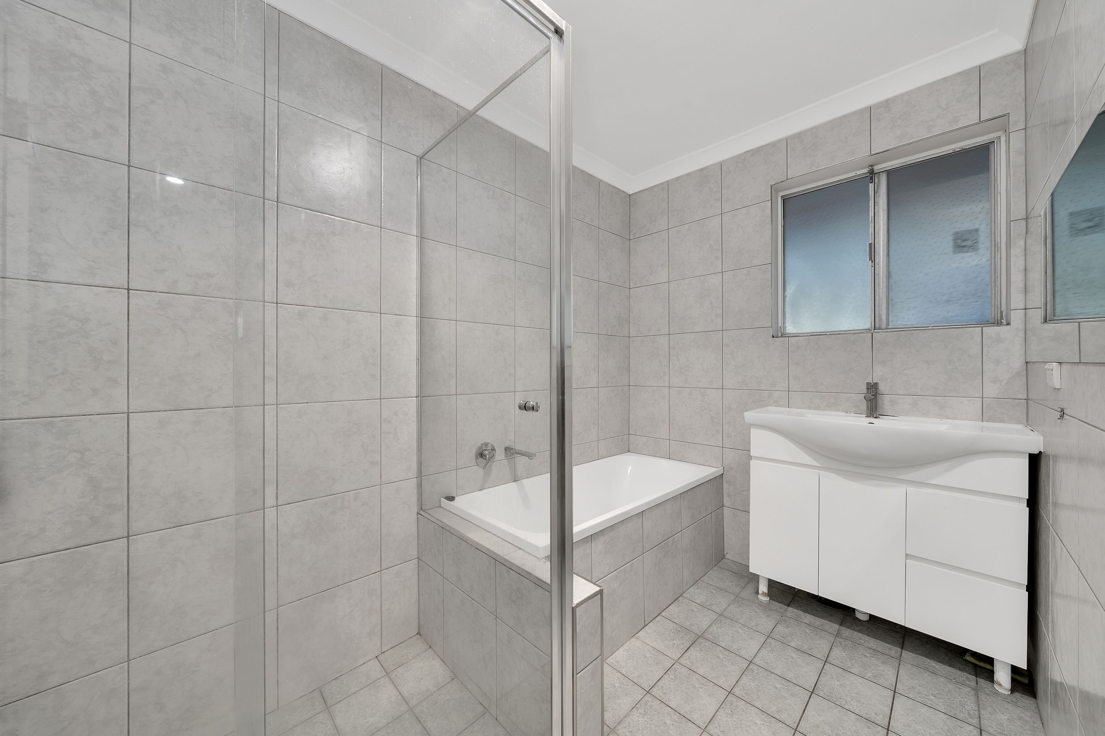 41 Kildonan Avenue — photo 17 of 23